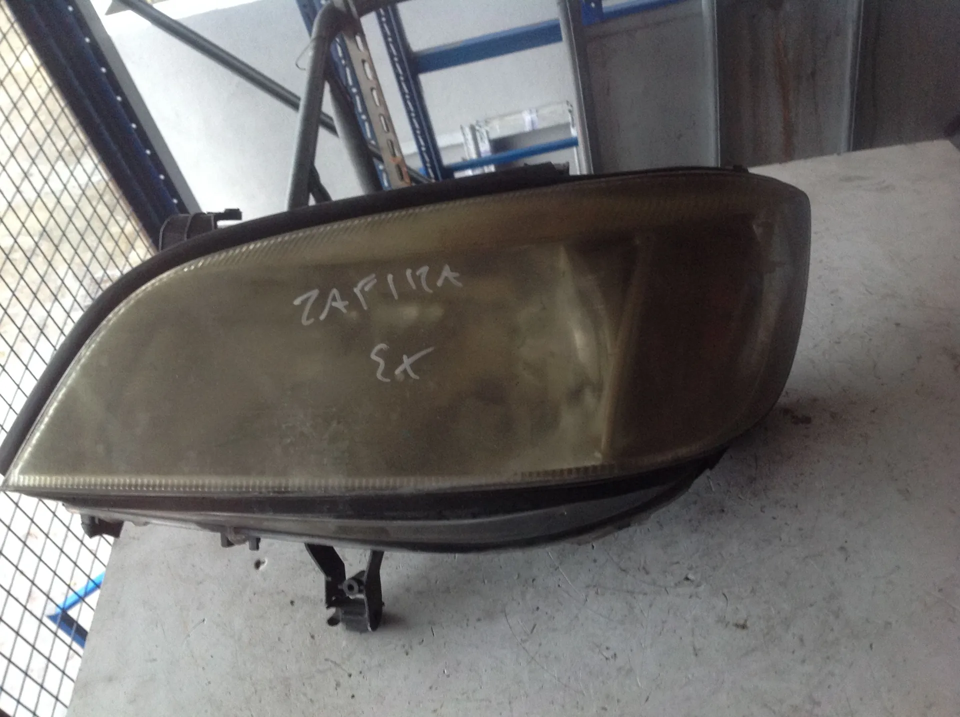 FARO ANTERIORE SINISTRO GUIDA OPEL Zafira A Diesel