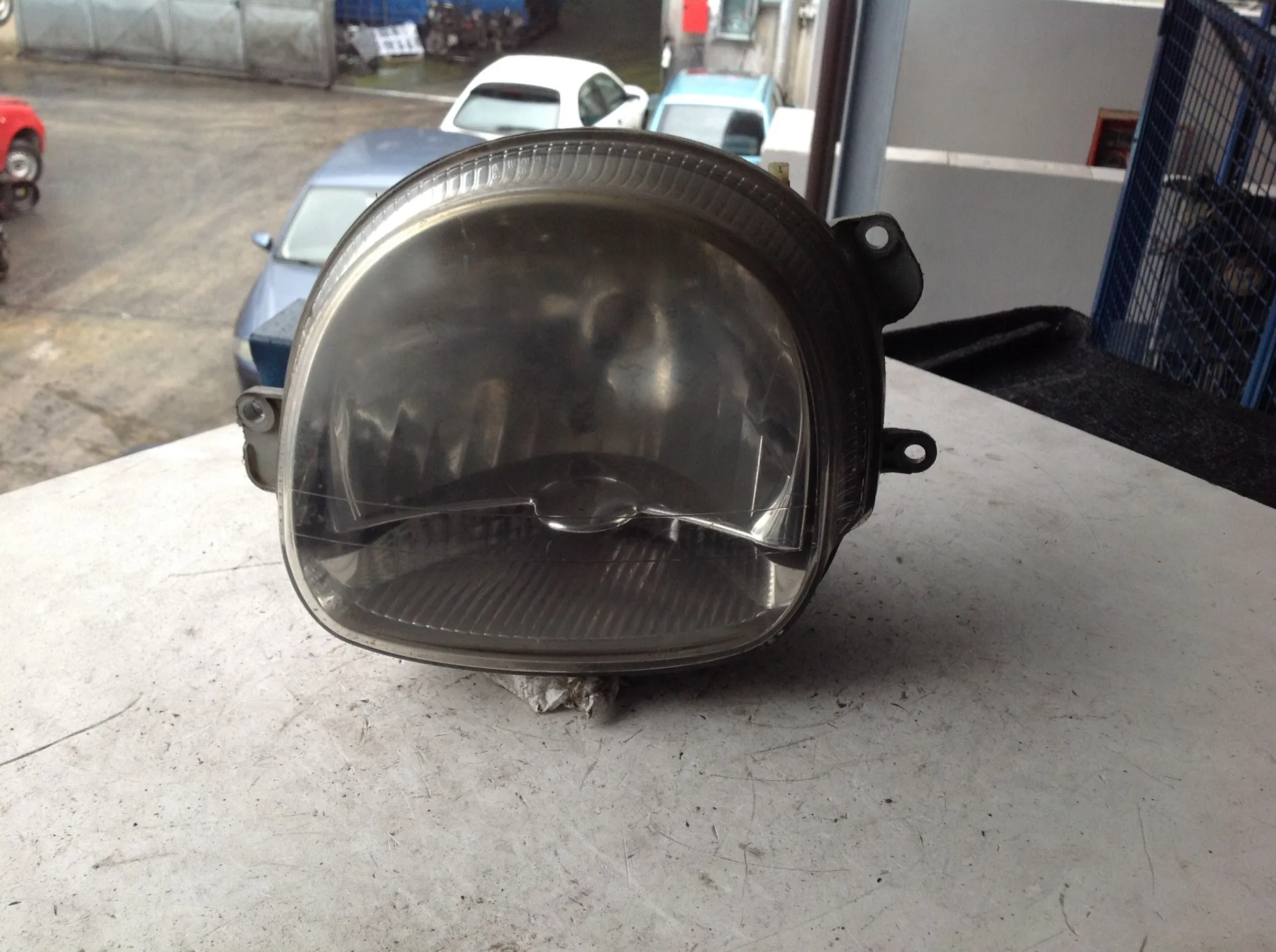 FARO ANTERIORE SINISTRO GUIDA RENAULT Twingo I serie (00>07) Benzina (2002)
