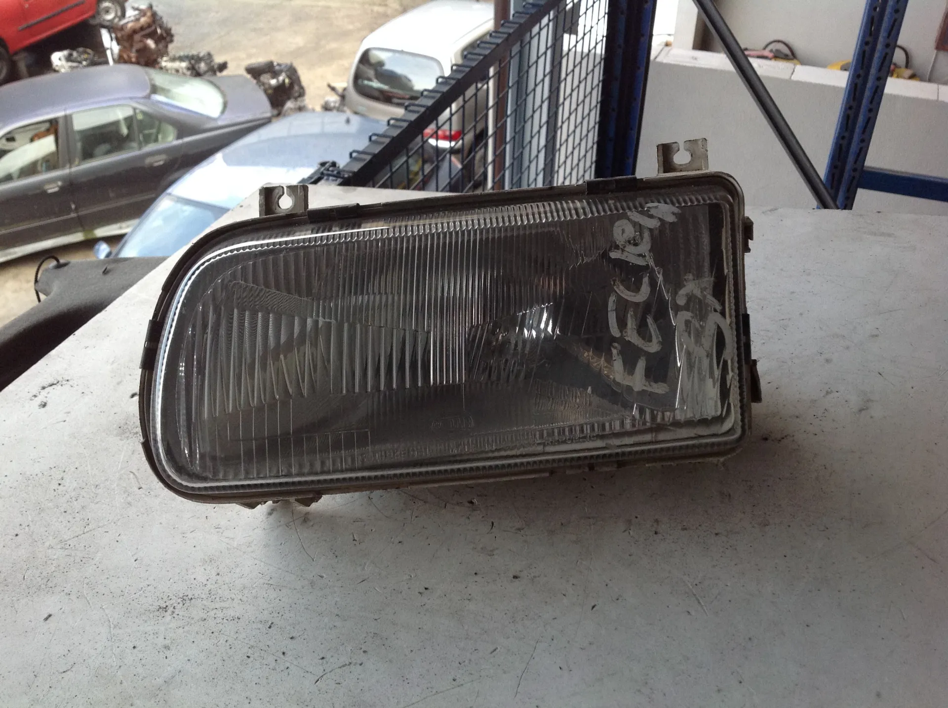 FARO ANTERIORE SINISTRO GUIDA SKODA Felicia Berlina Benzina (1995)