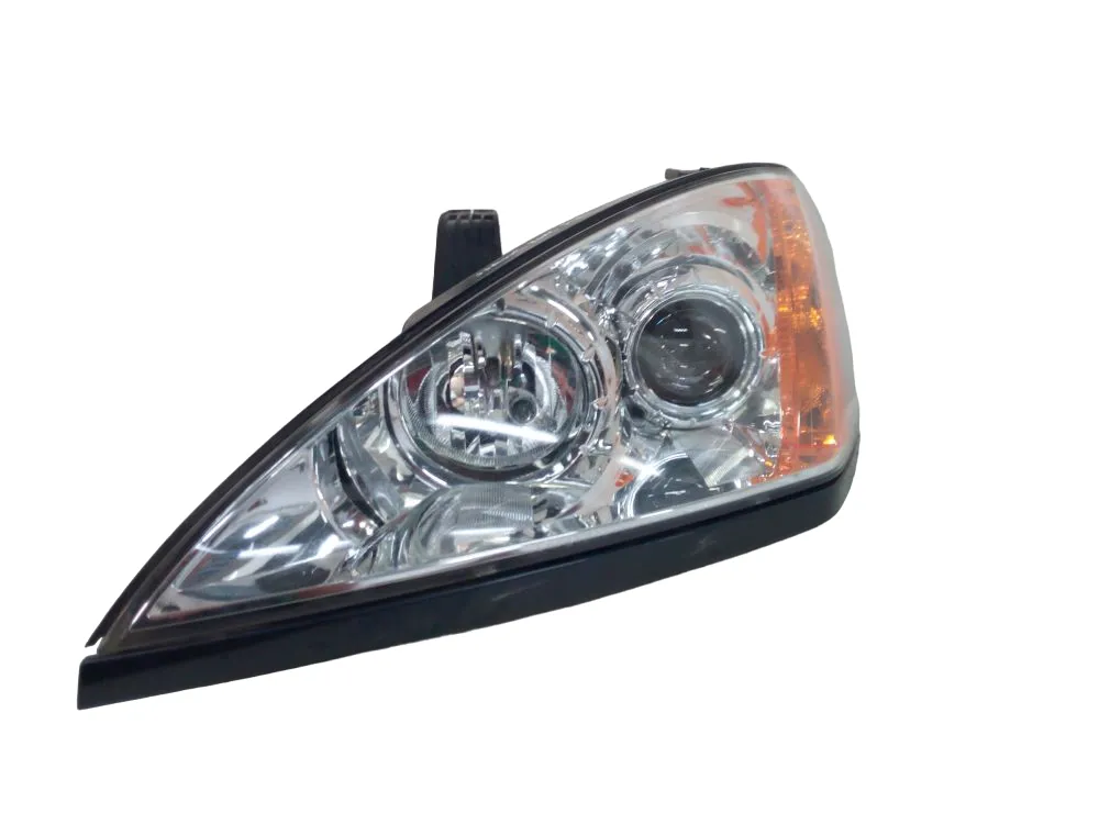 FARO ANTERIORE SINISTRO GUIDA con codice 8310309202 da SSANGYONG Kyron 1Â° Serie 2000 Diesel 104 con codice motore 664950/664950 (2006)