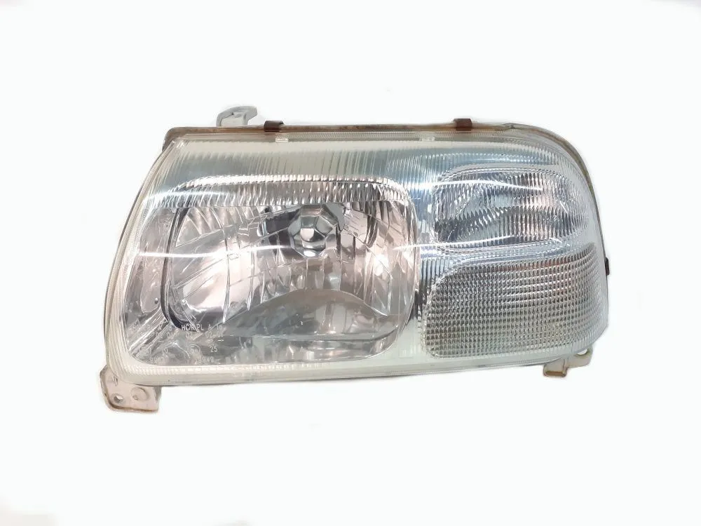 FARO ANTERIORE SINISTRO GUIDA con codice 083181105L da SUZUKI Grand Vitara 3P 2000 Diesel 80 (2003)