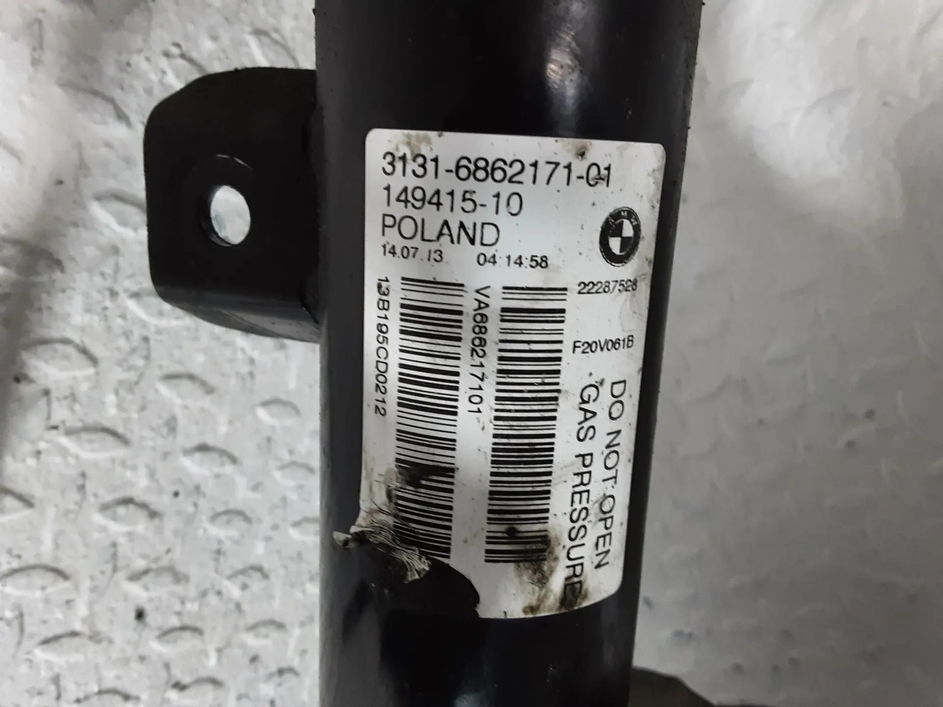FUSELLO COMPLETO ANTERIORE DESTRO con codice 3131686217101 da BMW Serie 1 F20 (11>19) 2000 Diesel 135 kW / 184 CV con codice motore N47D20C/N47 D20 C (2013)
