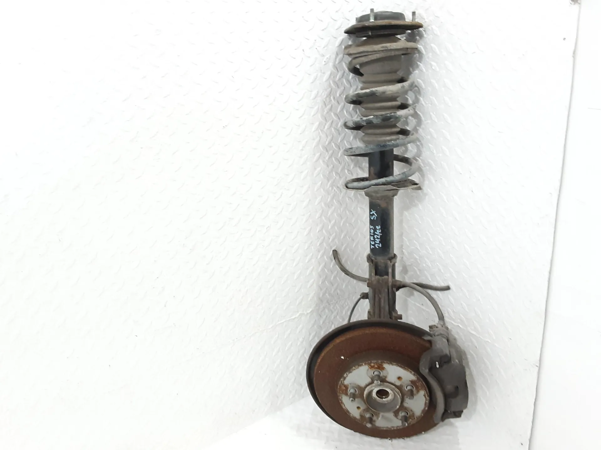 FUSELLO COMPLETO ANTERIORE SINISTRO DAIHATSU Terios 1° Serie 1500 Benzina 77 kW / 105 CV con codice motore 3SZ/3SZ-VE (2007)