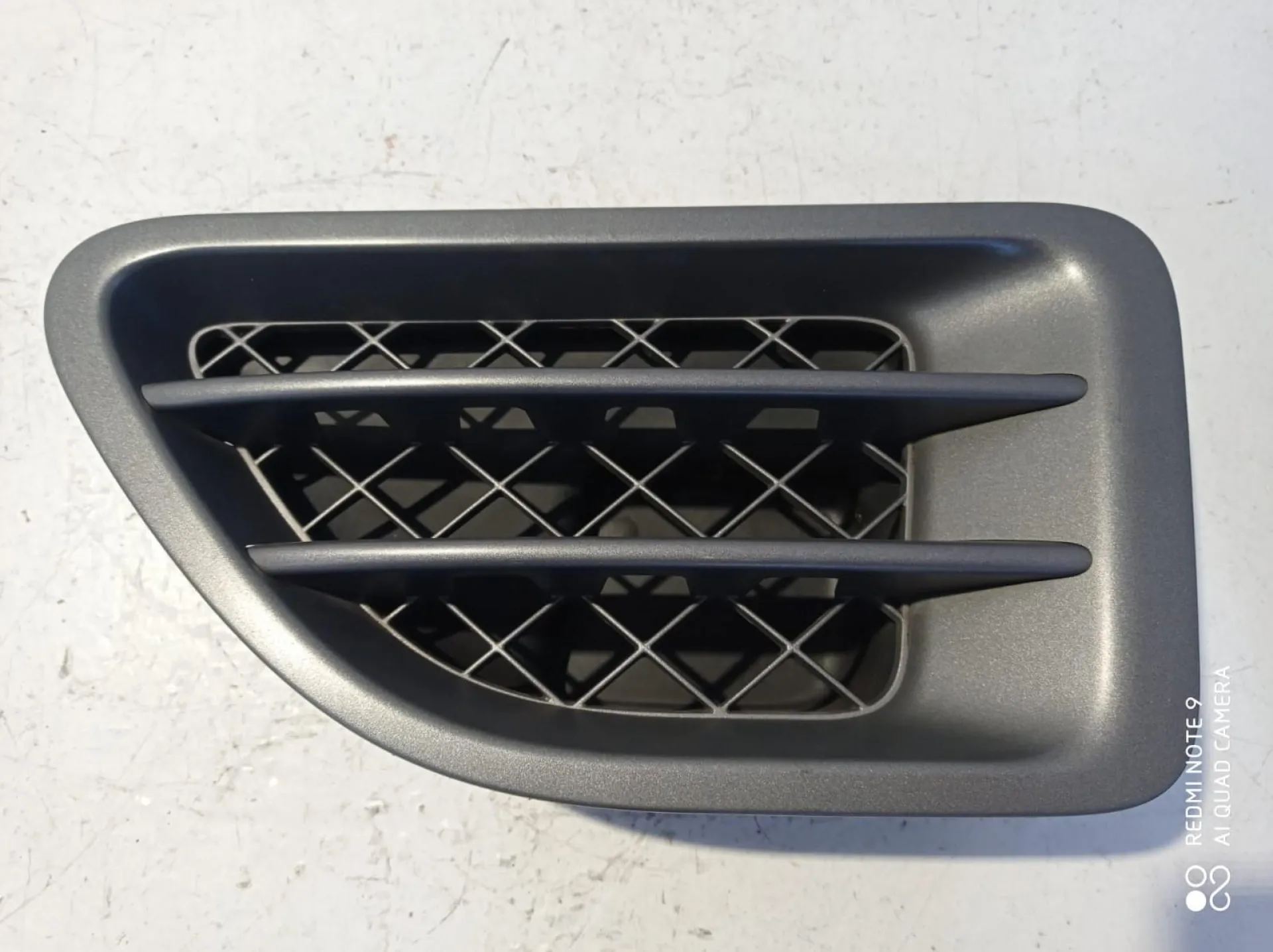 GRIGLIA FARETTO ANT SX LAND ROVER Range Rover SPORT (05>13) 2700 Diesel (2007)
