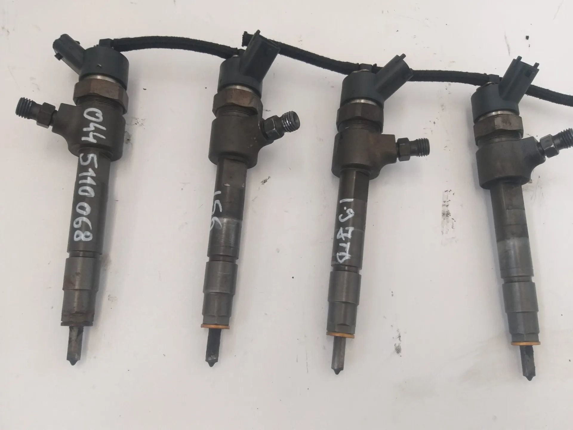 Iniettori Alfa 156 del 2005 1.9 Diesel CODICE RICAMBIO : 0445110068