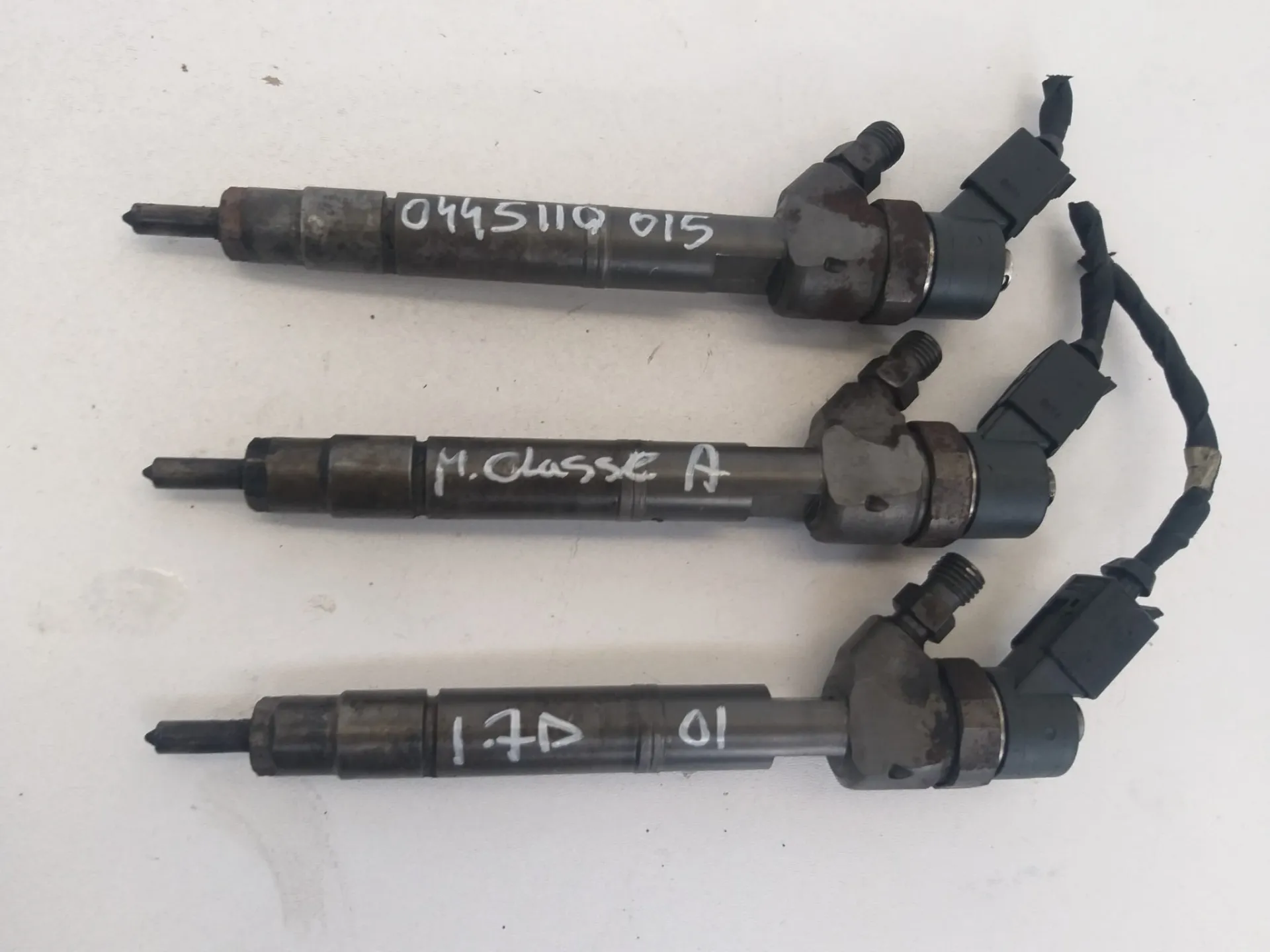 Iniettori Mercedes Classe A del 2001 1.7 Diesel CODICE RICAMBIO : 044511005