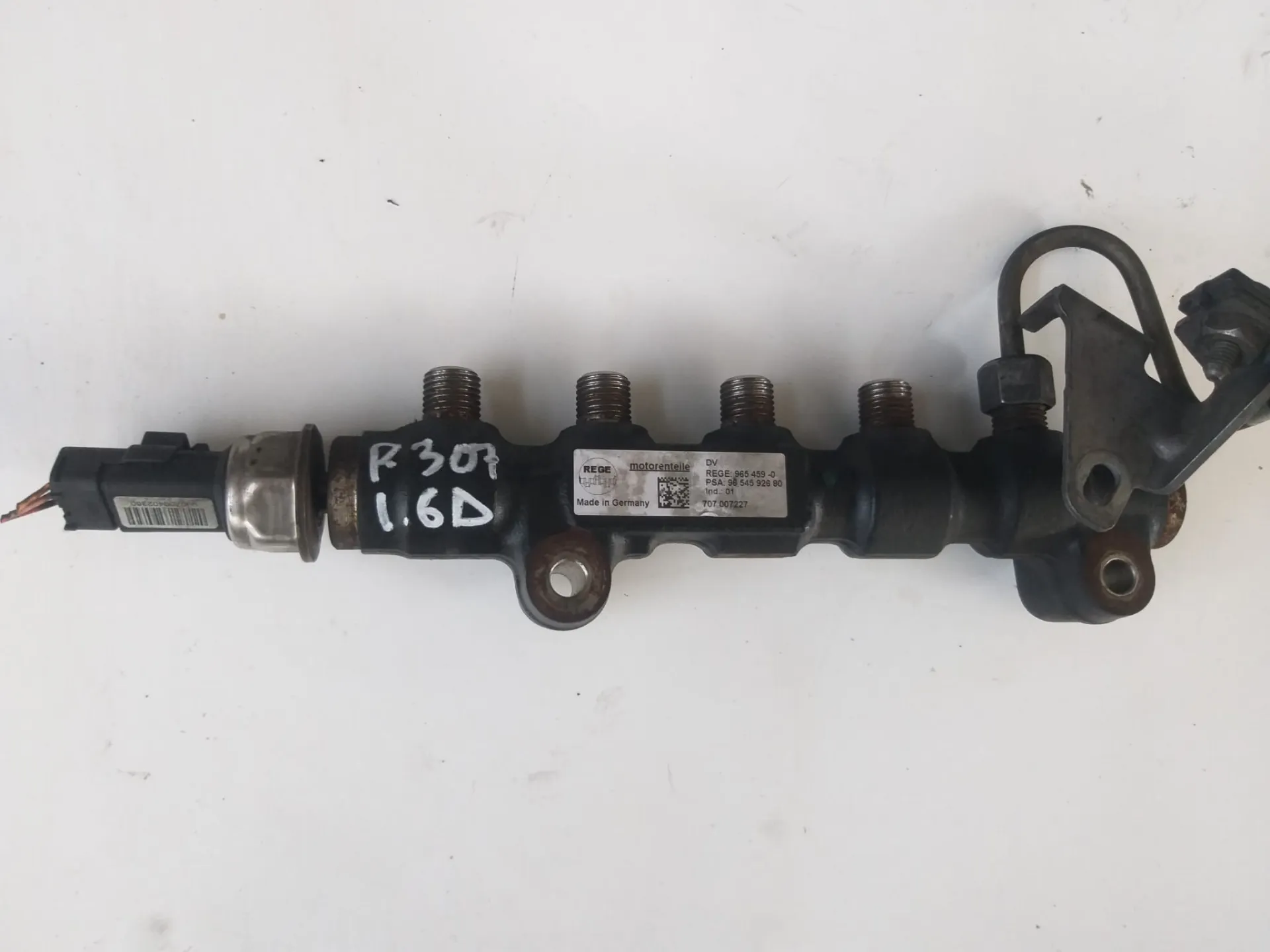 Iniettori Peugeot 307 1.6 HDI del 2006 CODICE RICAMBIO : 965459 - 0
