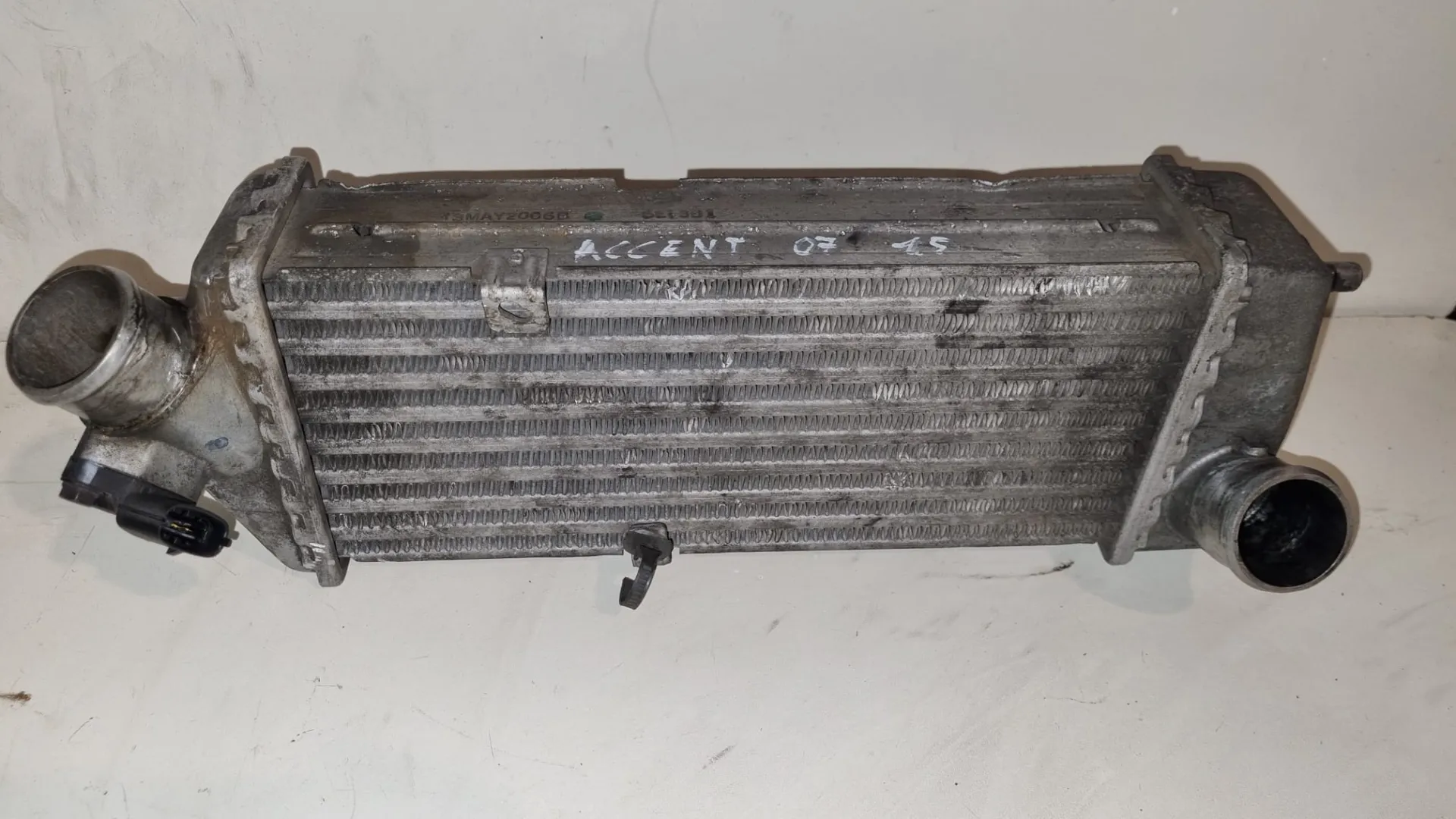 Intercooler Hyundai Accent del 2007 1.5 Diesel CODICE RICAMBIO : 20271-2a401