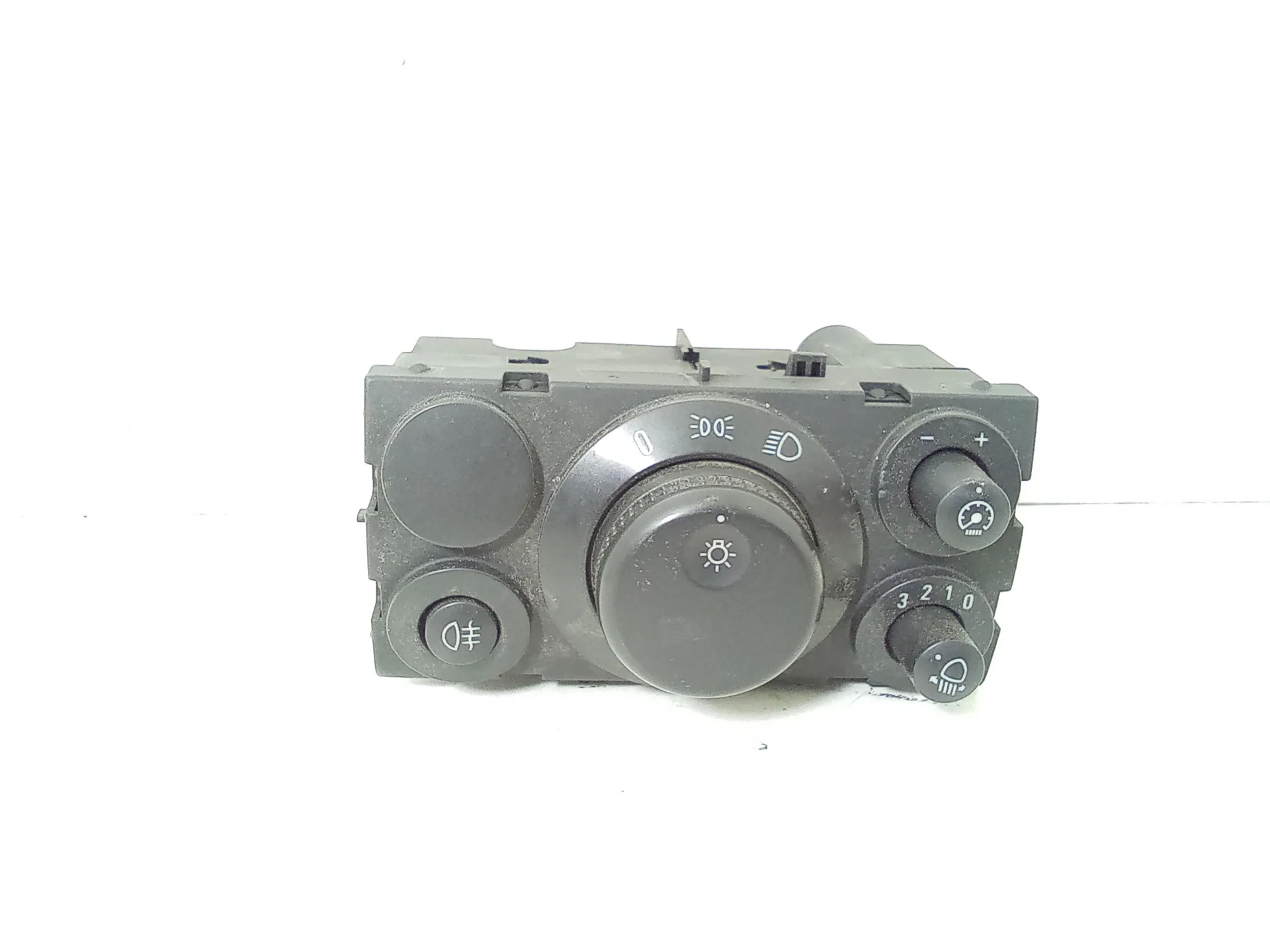 INTERRUTTORE COMANDO LUCI con codice 13100136 da OPEL Astra H Berlina 1700 Diesel 74 (2004)