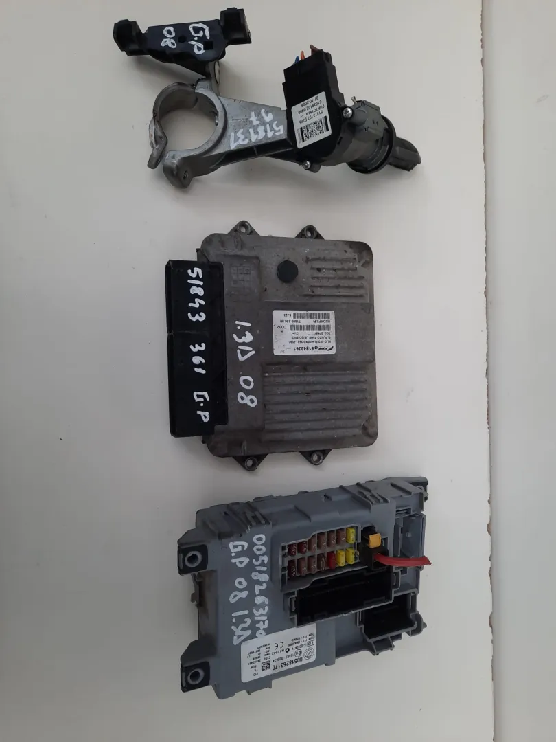 Kit centralina Fiat Grande Punto del 2008 1.3 Diesel CODICE RICAMBIO : 51843361