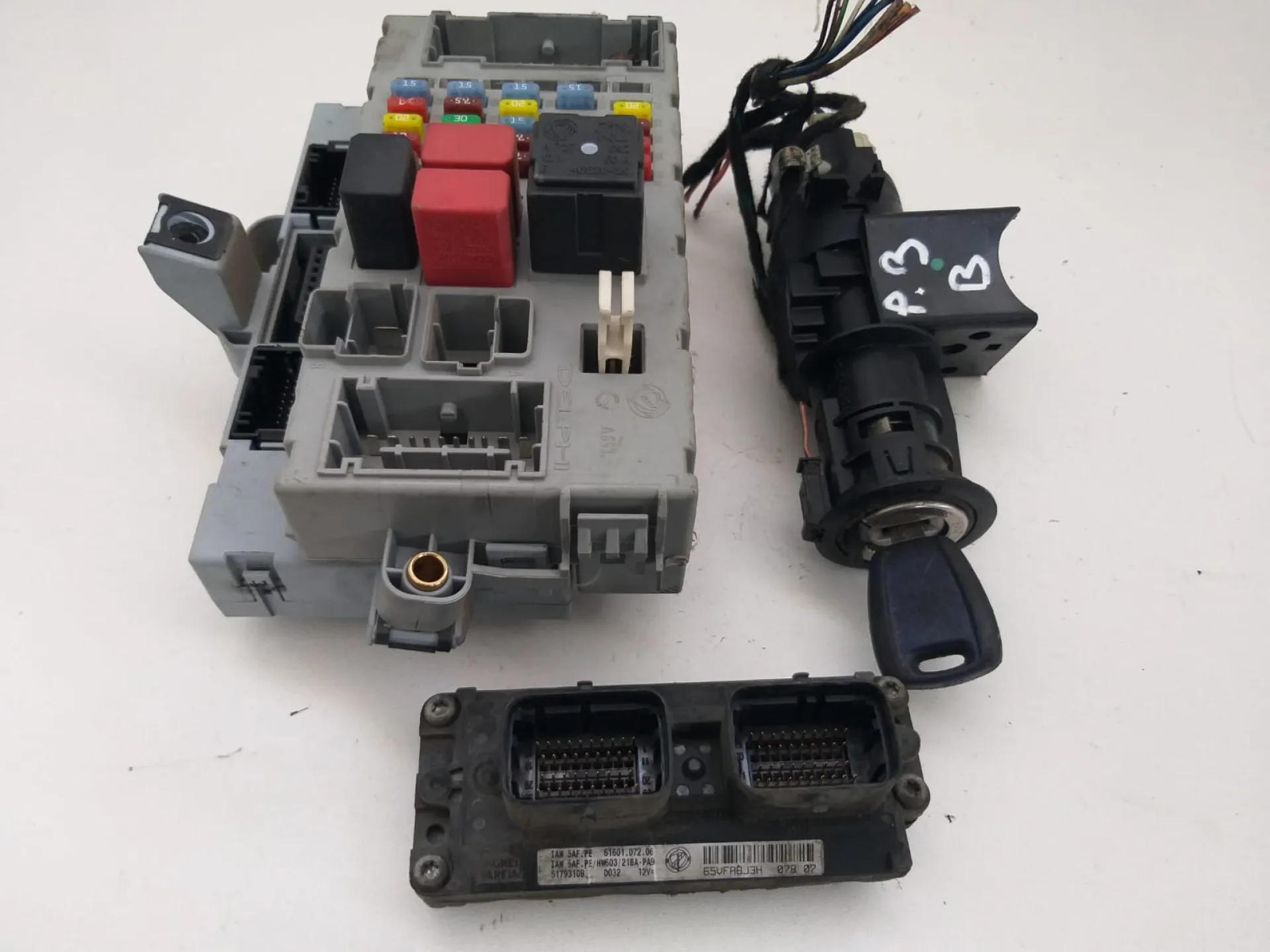 Kit centralina Fiat Punto del 2005 CODICE RICAMBIO : IAW 5AF.PE