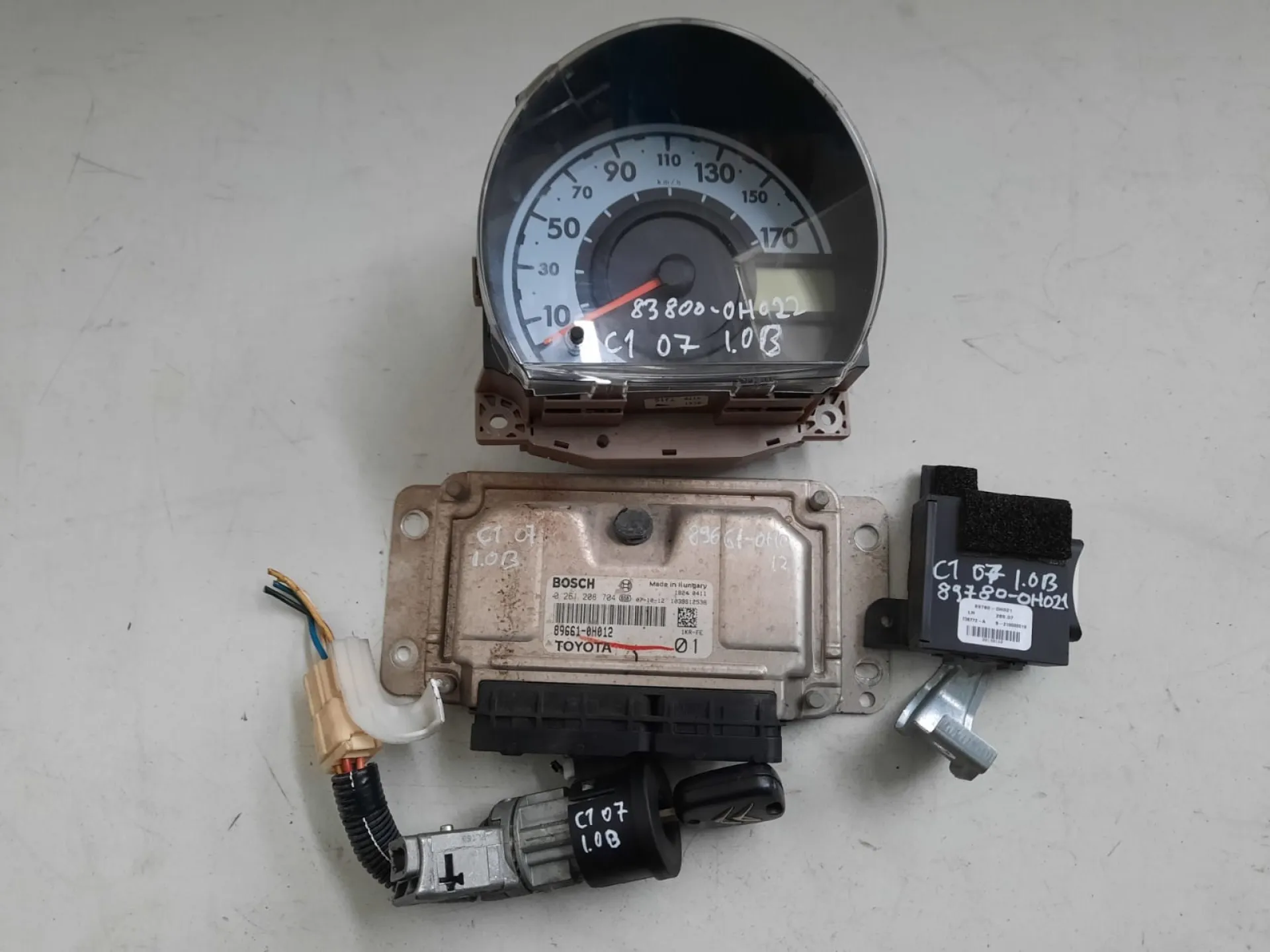 Kit centralina motore Citroen C1 1.0 B del 2007 CODICE RICAMBIO : 83800-0H022