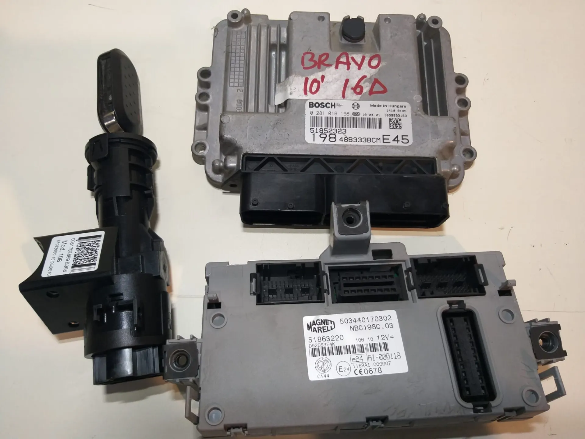 Kit centralina motore Fiat Bravo 1.6 D del 2010 CODICE RICAMBIO : 51852323
