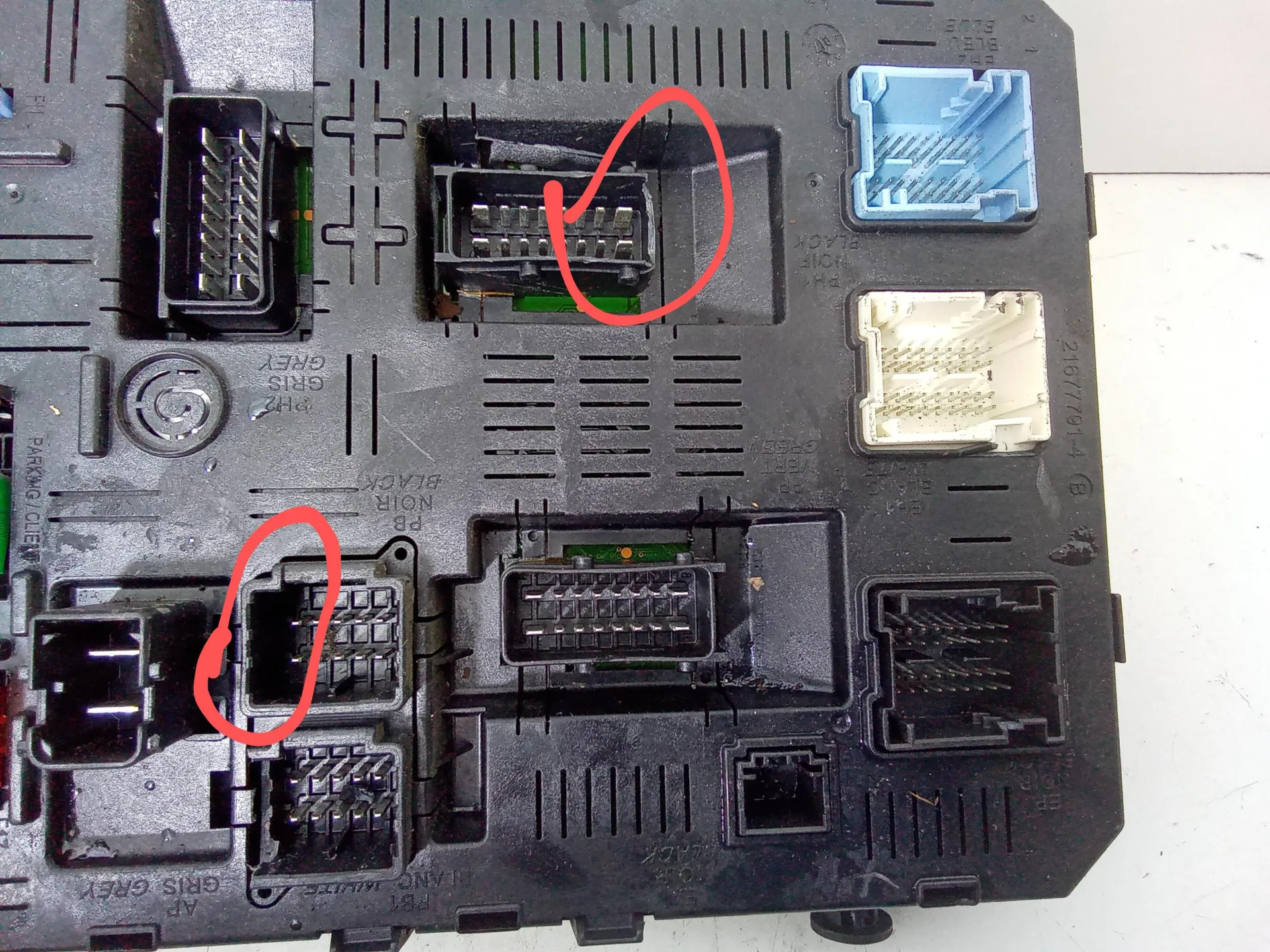 KIT CENTRALINA MOTORE con codice 9664873680 da PEUGEOT 307 Cabrio RHR (DW10BTED4) Diesel 2000 (03>05)