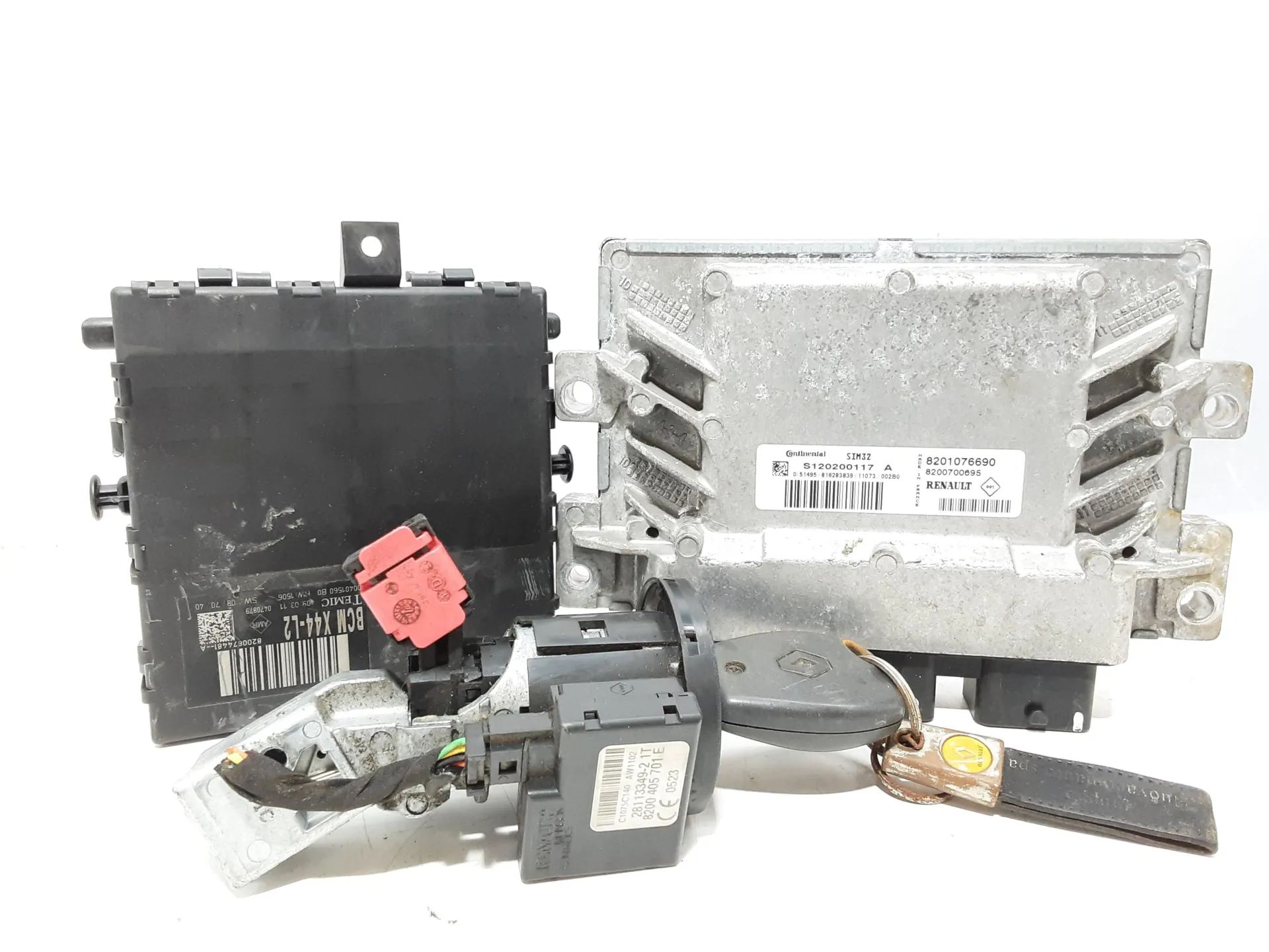 KIT CENTRALINA MOTORE con codice S120200117 da RENAULT Twingo II serie (07>14) Benzina