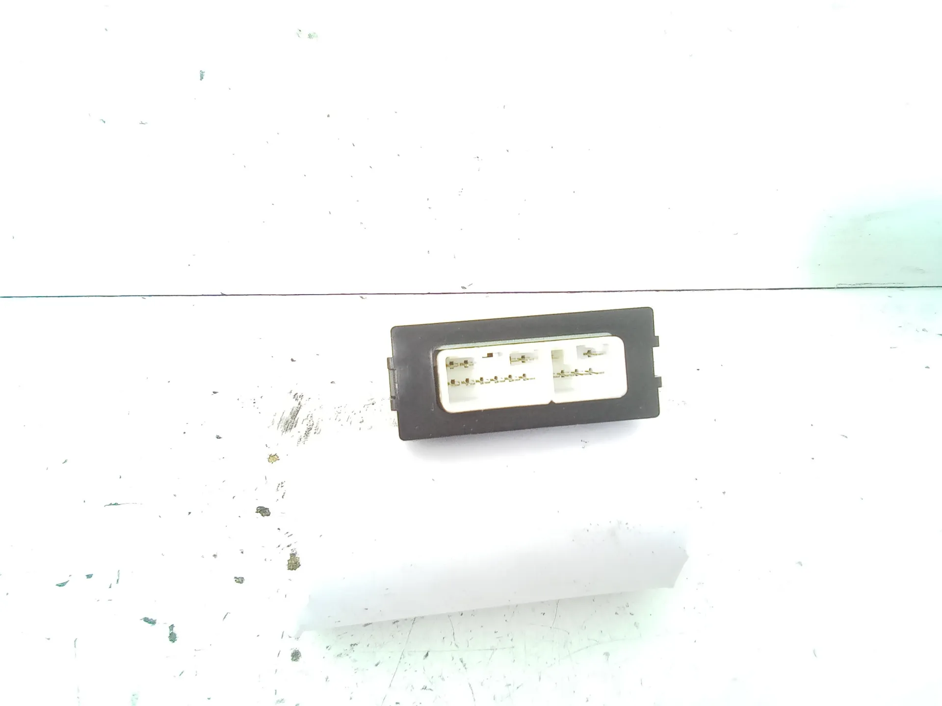 KIT CENTRALINA MOTORE con codice 55196357 da SUZUKI Ignis 2Â° Serie 1300 Diesel 51 (2006)