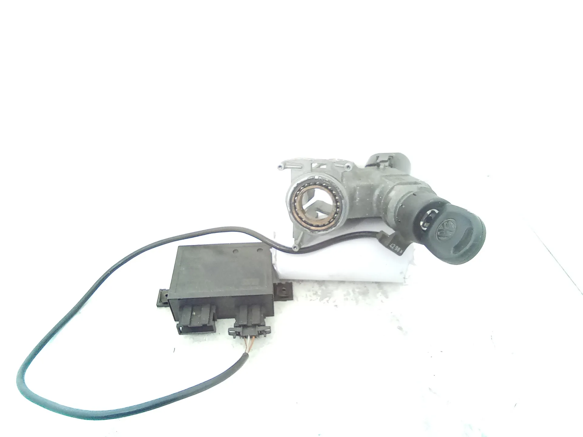 KIT CENTRALINA MOTORE con codice 0261204823 da VOLKSWAGEN Lupo 1Â° Serie 1000 Benzina 37 (2003)