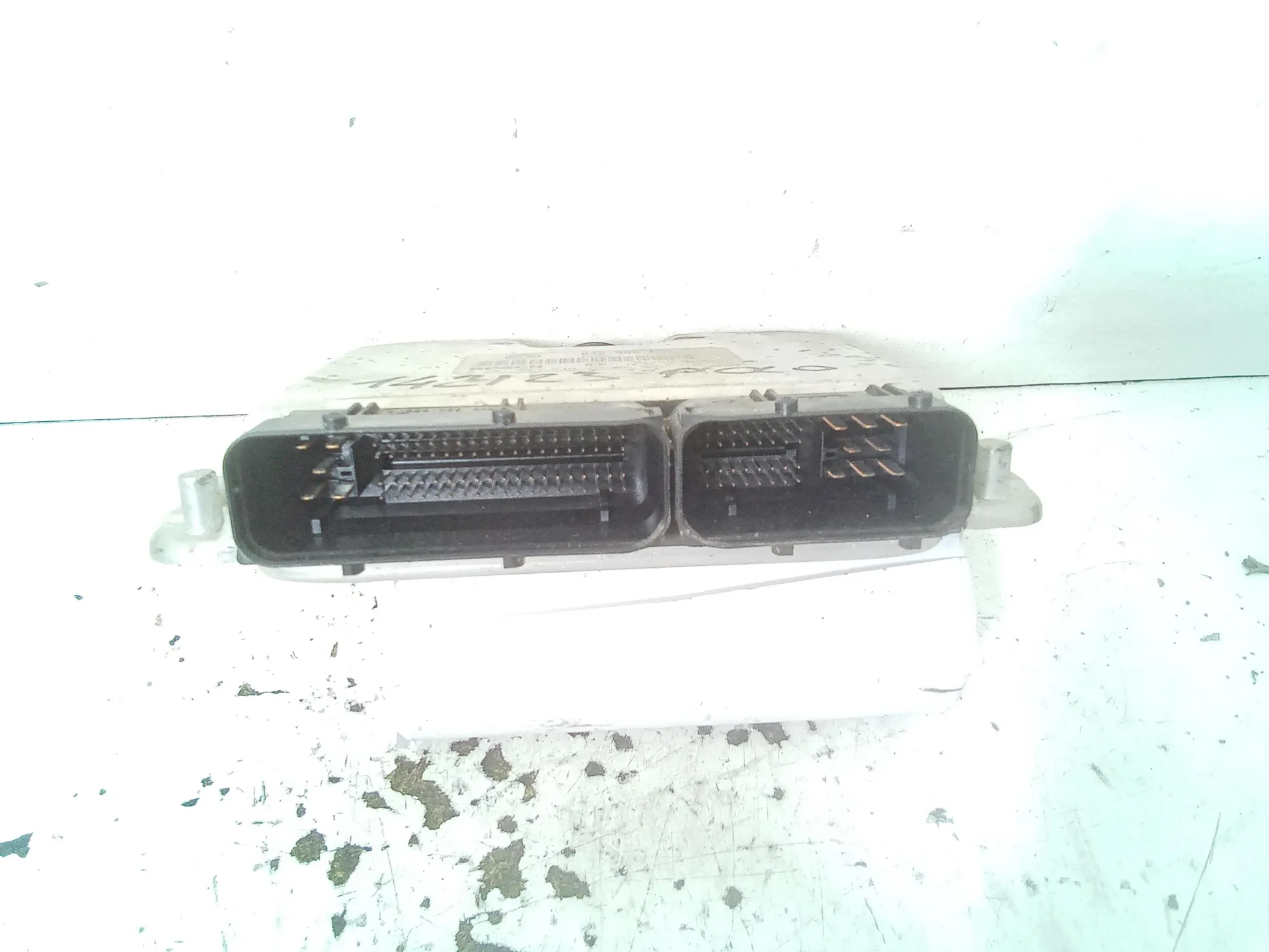 KIT CENTRALINA MOTORE con codice 0281001940 da VOLKSWAGEN Polo 3Â° Serie 1400 Diesel 55 (2000)