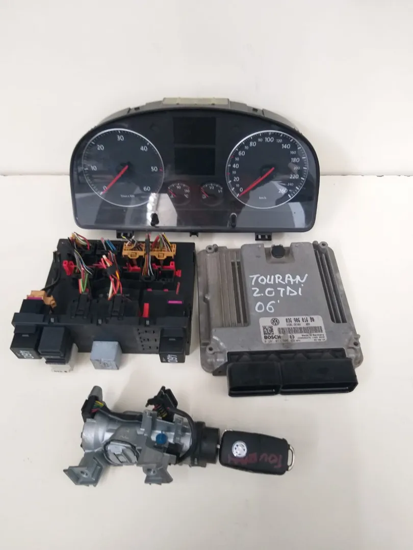 Kit centralina motore VW Touran 2.0 D del 2006