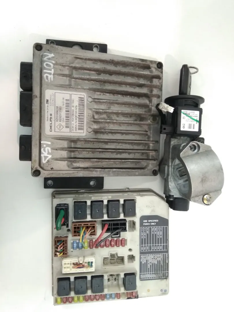 Kit centralina Nissan Note del 2006 CODICE RICAMBIO : 8200399038