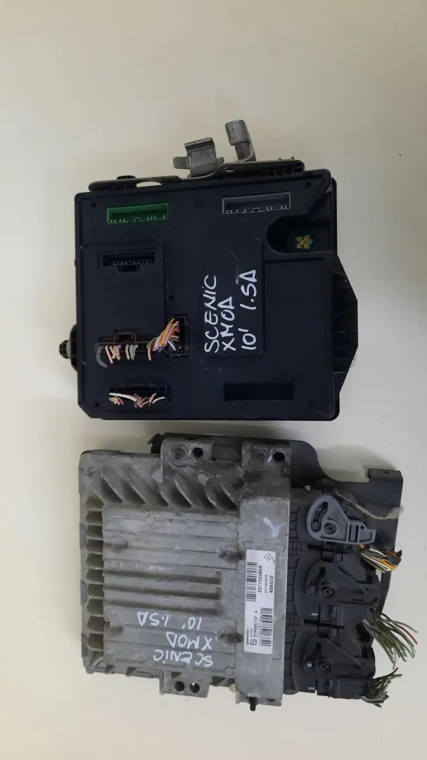Kit centralina Renault Scenic X-Mod del 2011 1.5 Diesel CODICE RICAMBIO : 237100386R