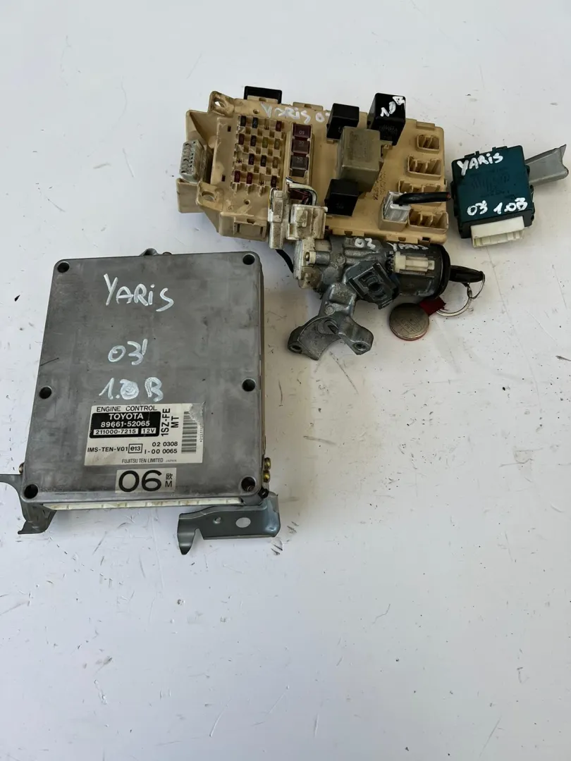Kit centralina Toyota Yaris del 2003 1.0 Benzina