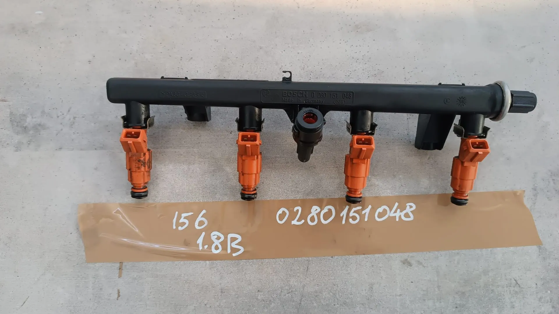 Kit iniettori Alfa Romeo 156 1.8 B del 1999 CODICE RICAMBIO : 0280151048