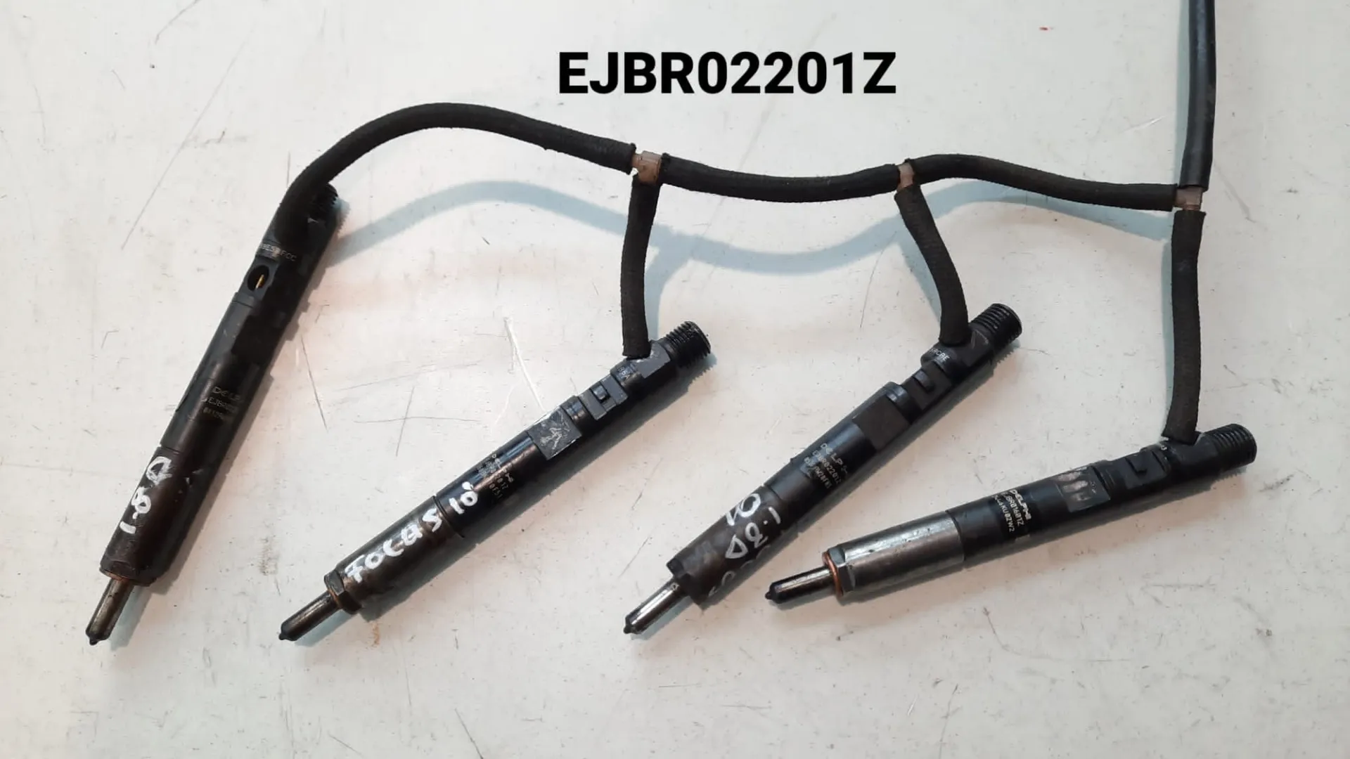 Kit iniettori Ford Focus 1.8 D del 2002 CODICE RICAMBIO : EJBR02201Z