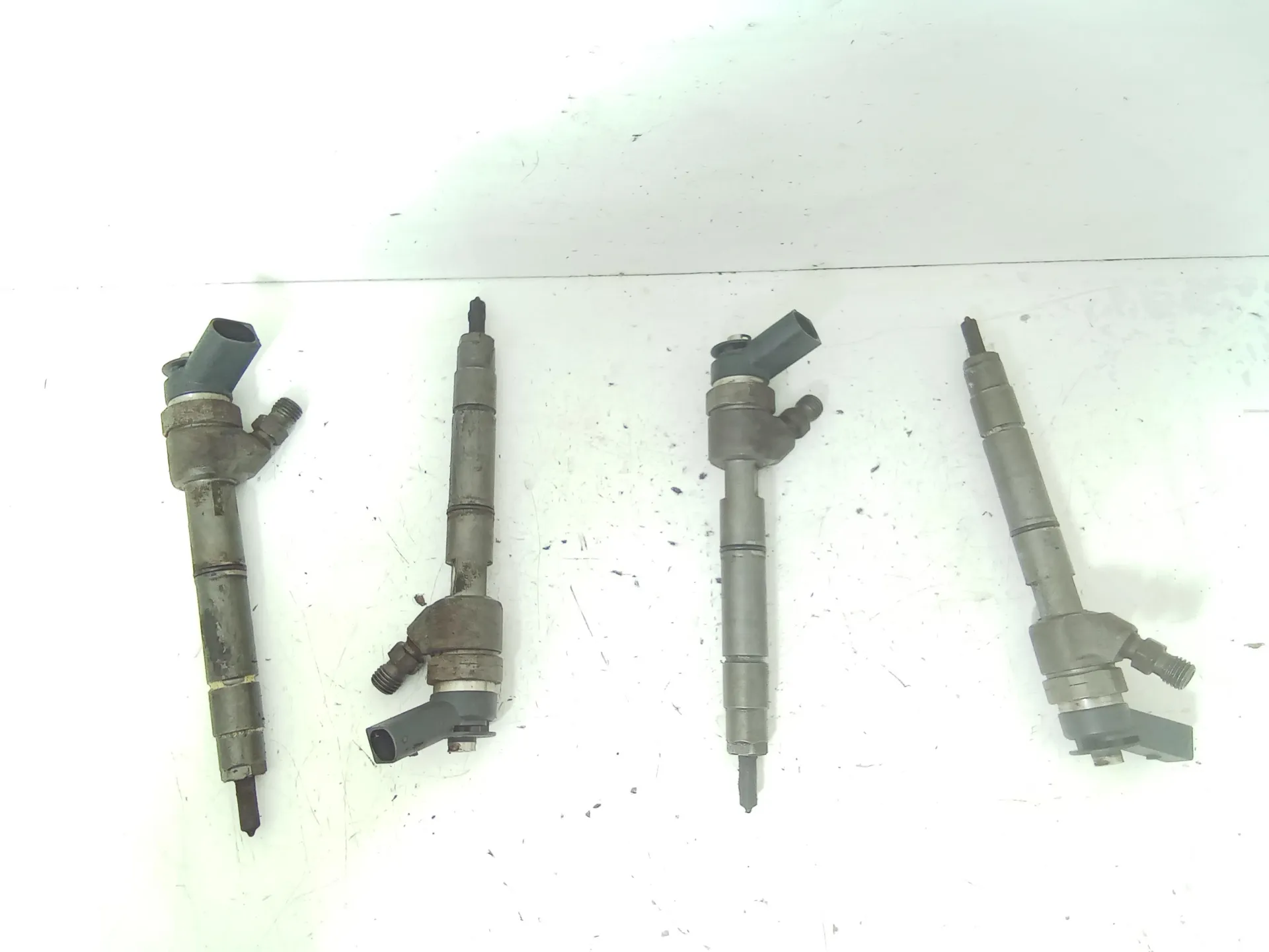 KIT INIETTORI con codice A6400700787 da MERCEDES Classe A W169 3Â° Serie 2000 Diesel (2007)