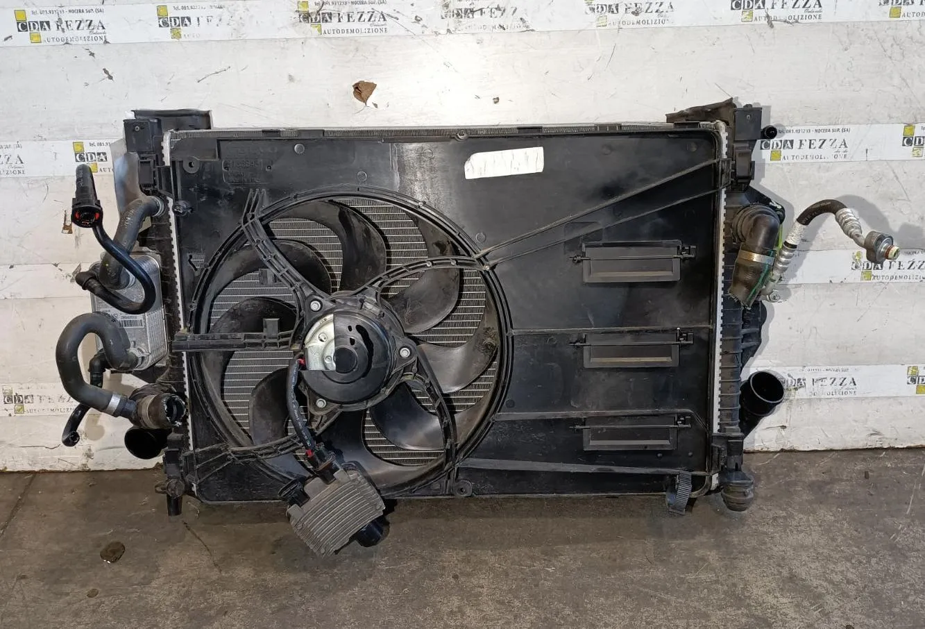 KIT RADIATORI VOLVO V40 Serie (12>15) 1600 Diesel 84 kW / 114 CV con codice motore D4162T/D 4162 T (2014)