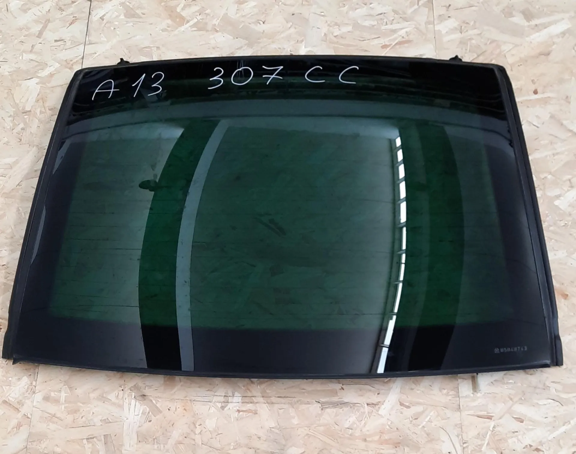 Lunotto Peugeot Cabrio 2.0 B del 2006