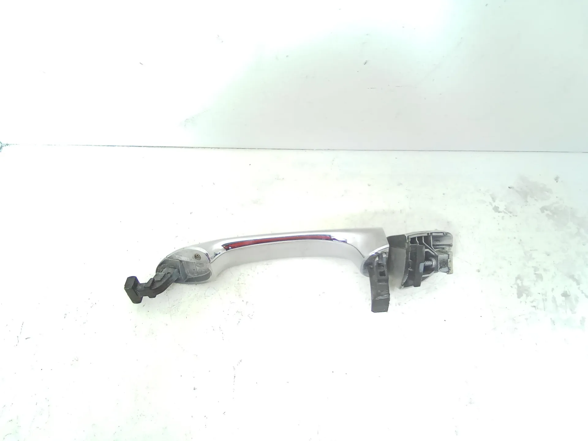 MANIGLIA ESTERNA ANTERIORE DESTRA con codice A1697600270 da MERCEDES Classe A W169 3Â° Serie 2000 Diesel 80 kW / 109 CV (2007)