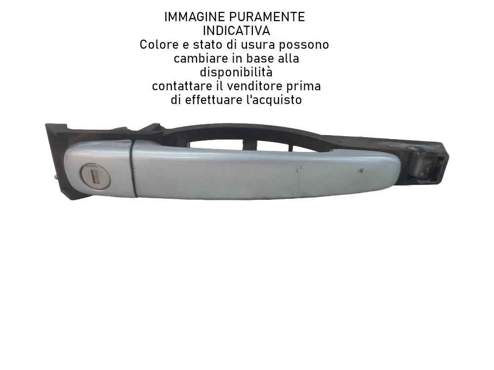 MANIGLIA ESTERNA ANTERIORE SINISTRA con codice 9657619880 da PEUGEOT 307 Berlina 2000 Diesel 79 con codice motore RHS/RHS (2002)