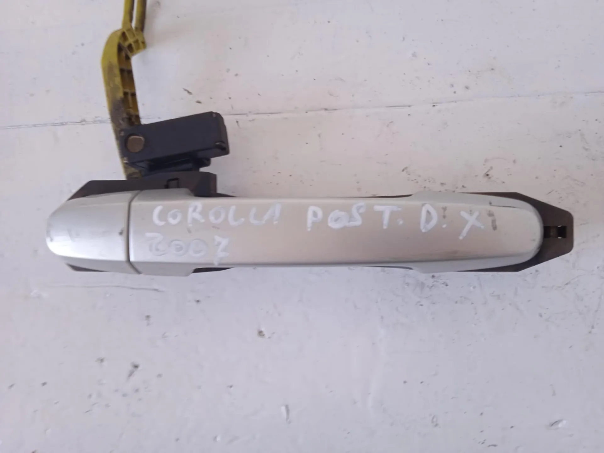 MANIGLIA ESTERNA POSTERIORE DESTRA TOYOTA Corolla Berlina 4Â° Serie 1400 Diesel (2007)