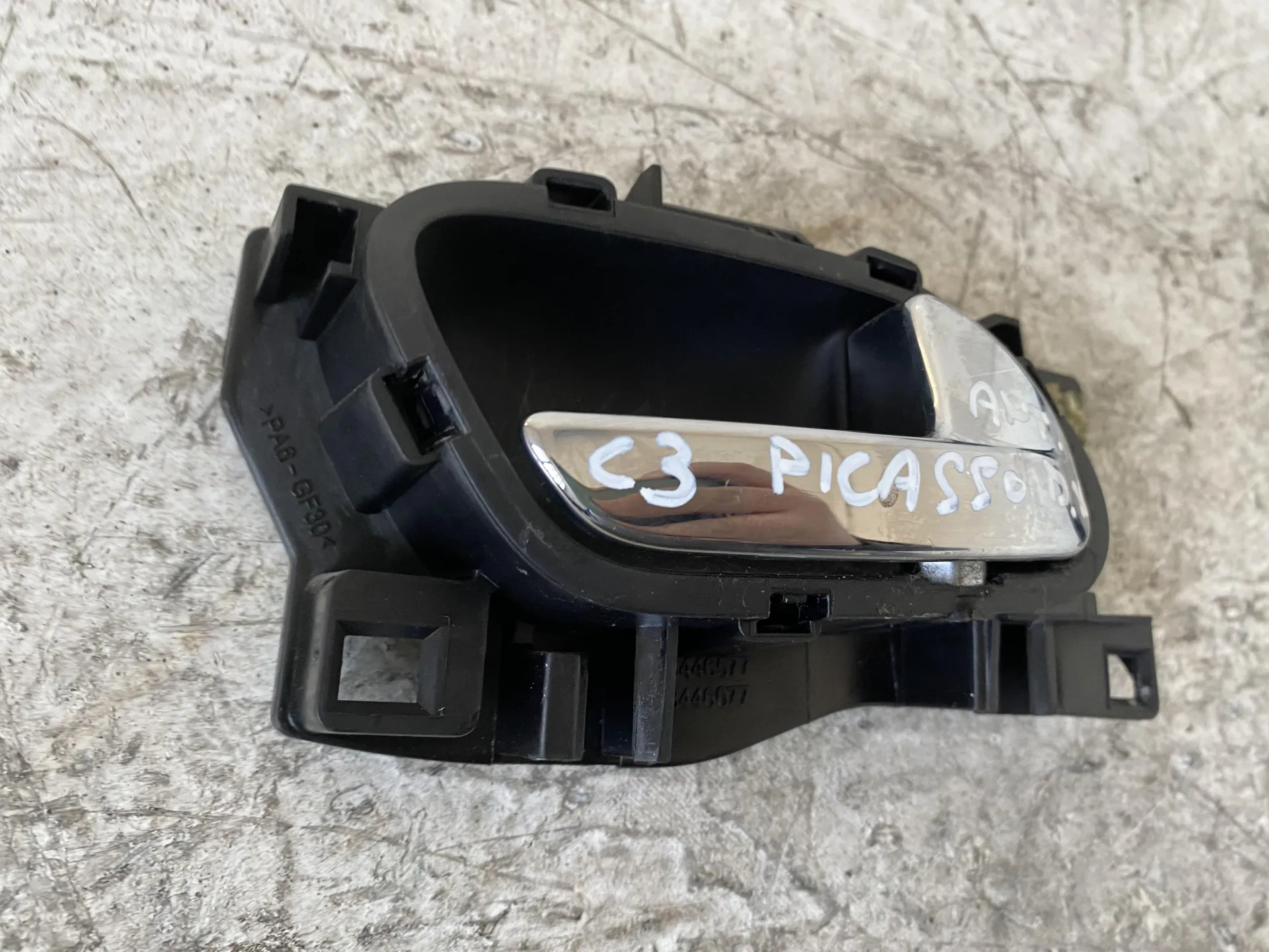 MANIGLIA INTERNA ANTERIORE DESTRA CITROEN C3 Picasso (08>) Diesel (2016)