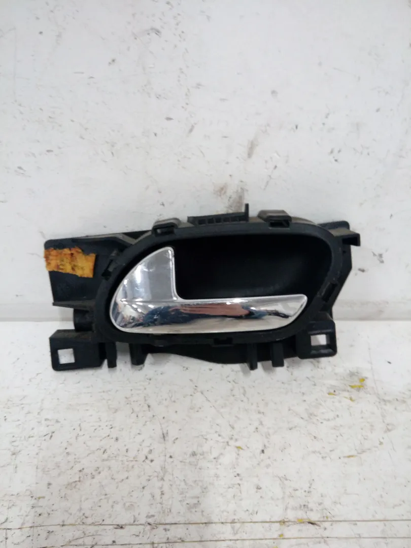 9683446877 / 9683446177 / 1905002 MANIGLIA INTERNA ANTERIORE SINISTRA CITROEN C3 Picasso (08>) 1600 Diesel (2014)