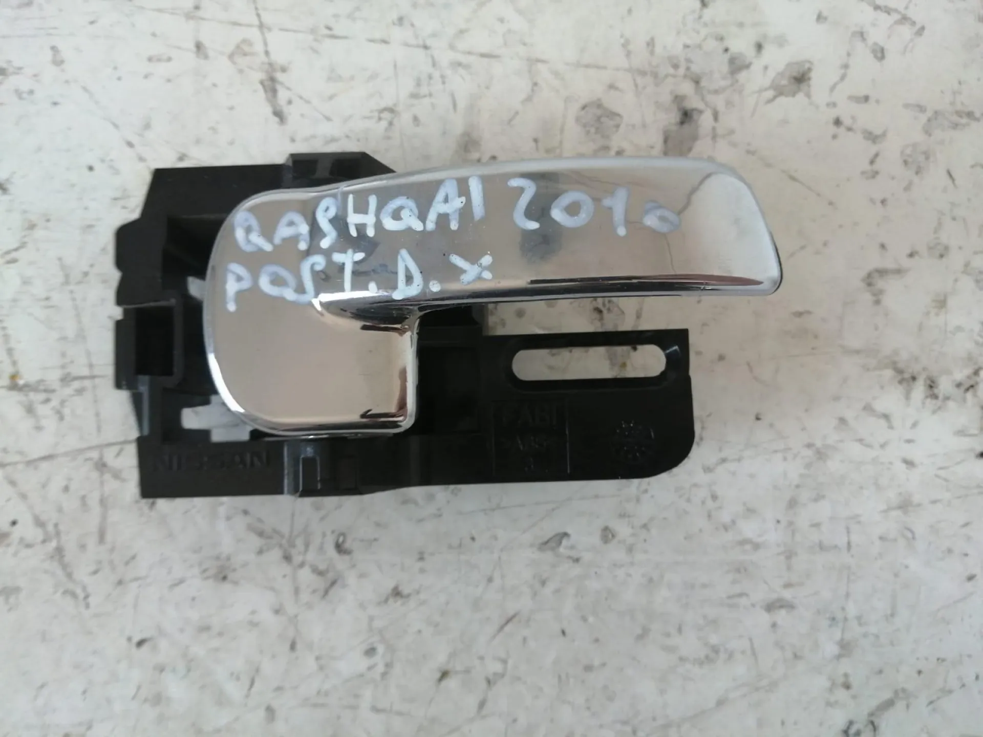 MANIGLIA INTERNA POSTERIORE DESTRA NISSAN Qashqai 2Â° Serie 2000 Diesel (2010)