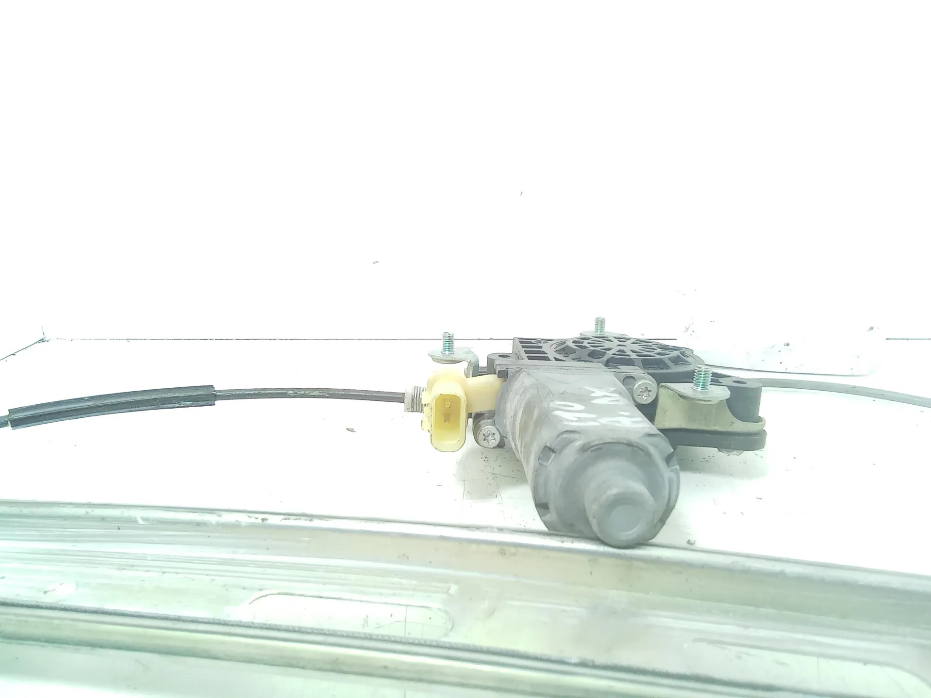 MECCANISMO ALZAVETRO ANT. DX con codice 82402-0x010 da HYUNDAI i10 1Â° Serie 1100 Bifuel/Gas 48 kW / 65 CV (2010)