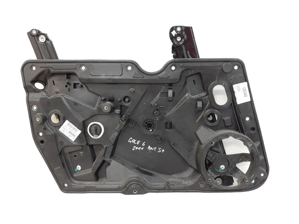 MECCANISMO ALZAVETRO ANT. SX con codice 5K1837729T da VOLKSWAGEN Golf 6 Berlina (08>12) 1600 Diesel 77 kW / 105 CV (2011)