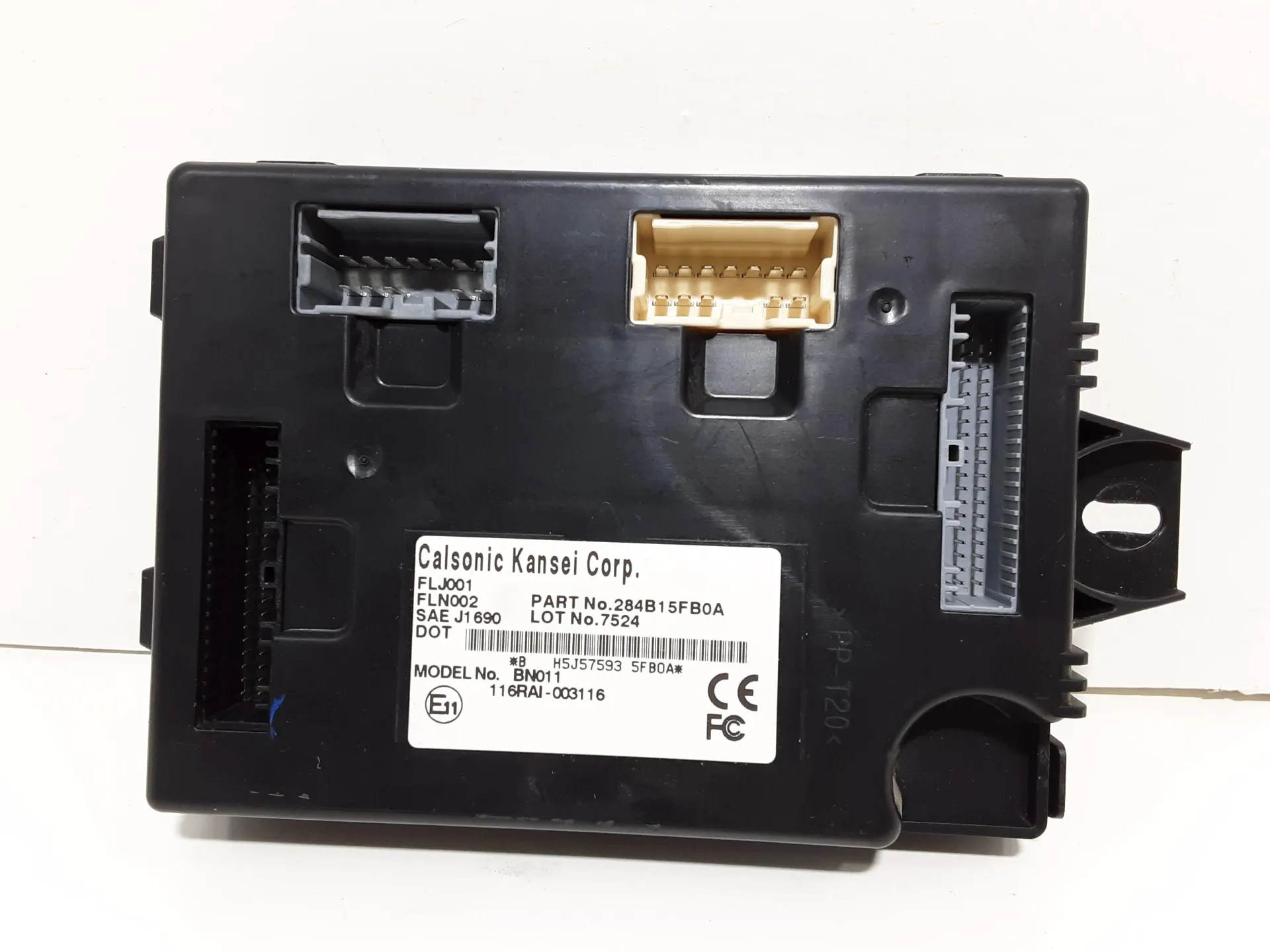MODULO ELETTRONICO con codice 284B15FB0A da NISSAN Micra Serie (K14) (17>) 1000 Benzina 54 kW / 73 CV con codice motore B4D/B4D 410, BR10DE (2017)