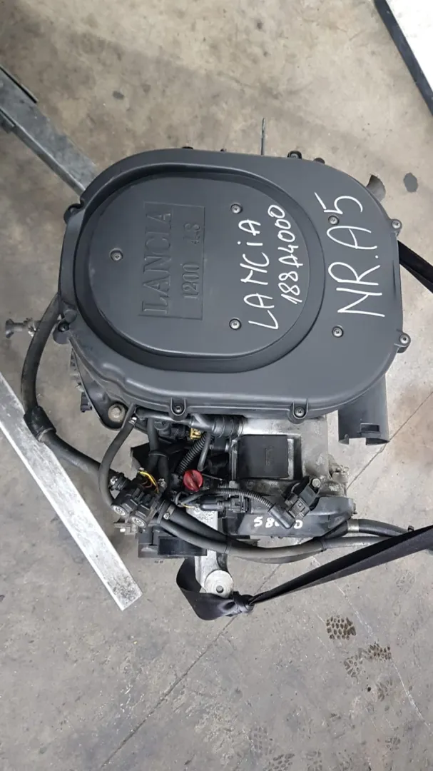 Motore 188A4000 Lancia Ypsilon del 2003 CODICE RICAMBIO : 188A4000