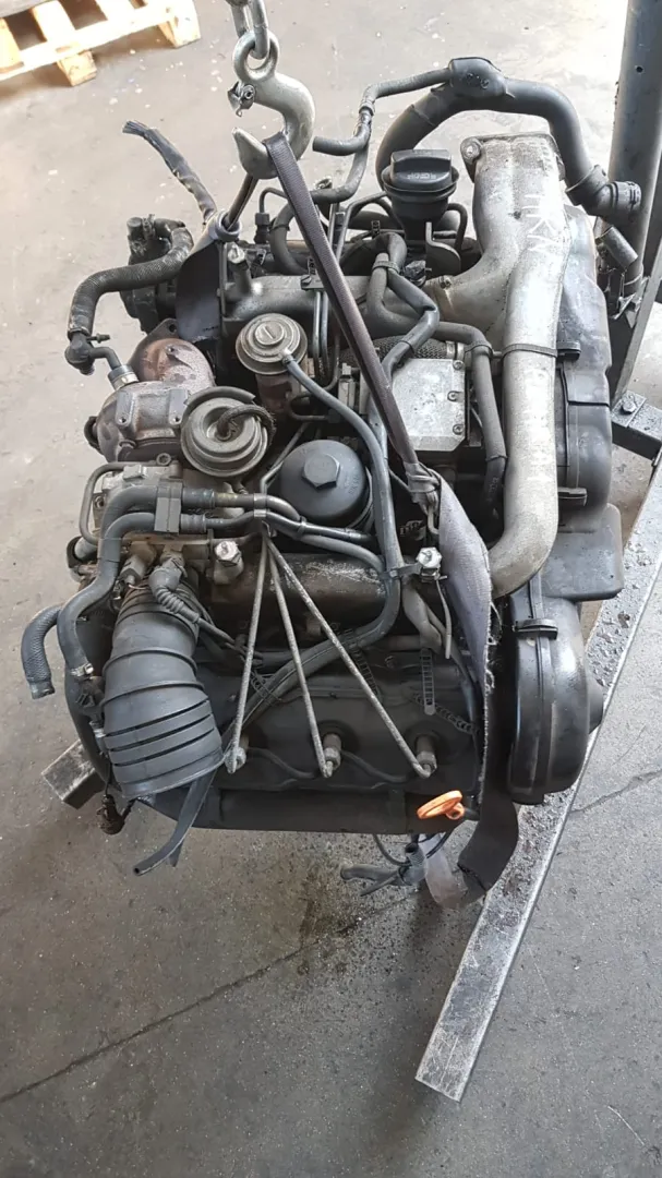 Motore Audi A6 del 2002 2.5 TDI cod: AKN CODICE RICAMBIO : AKN