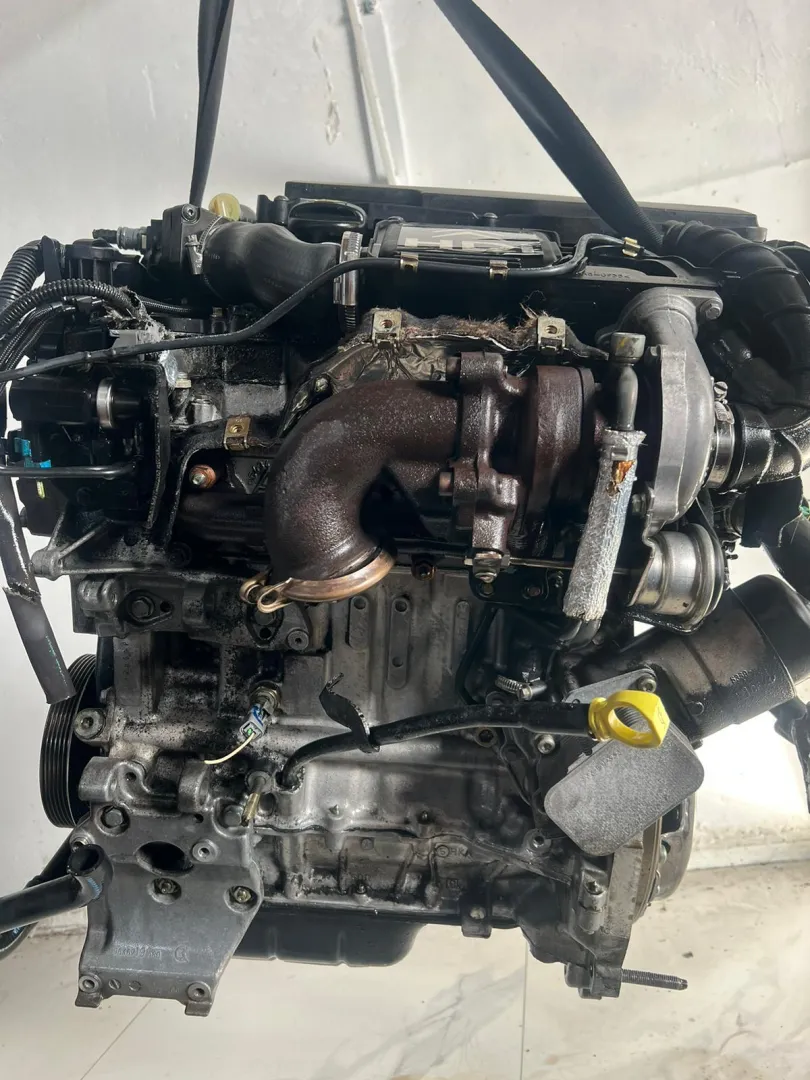 MOTORE COMPLETO con codice con codice motore 8HX/8HX da CITROEN C3 2Â° Serie 1400 Diesel (2006)