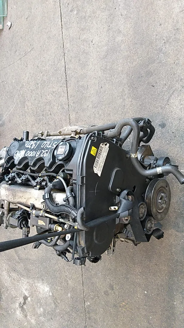 Motore Fiat Stilo del 2003 1.9 Diesel cod: 192A1000 CODICE RICAMBIO : 192A1000