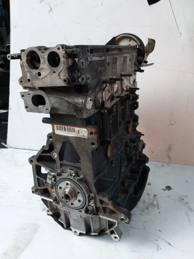 Motore Volkswagen Caddy 2.0 Diesel cod: CHF CODICE RICAMBIO : CHF