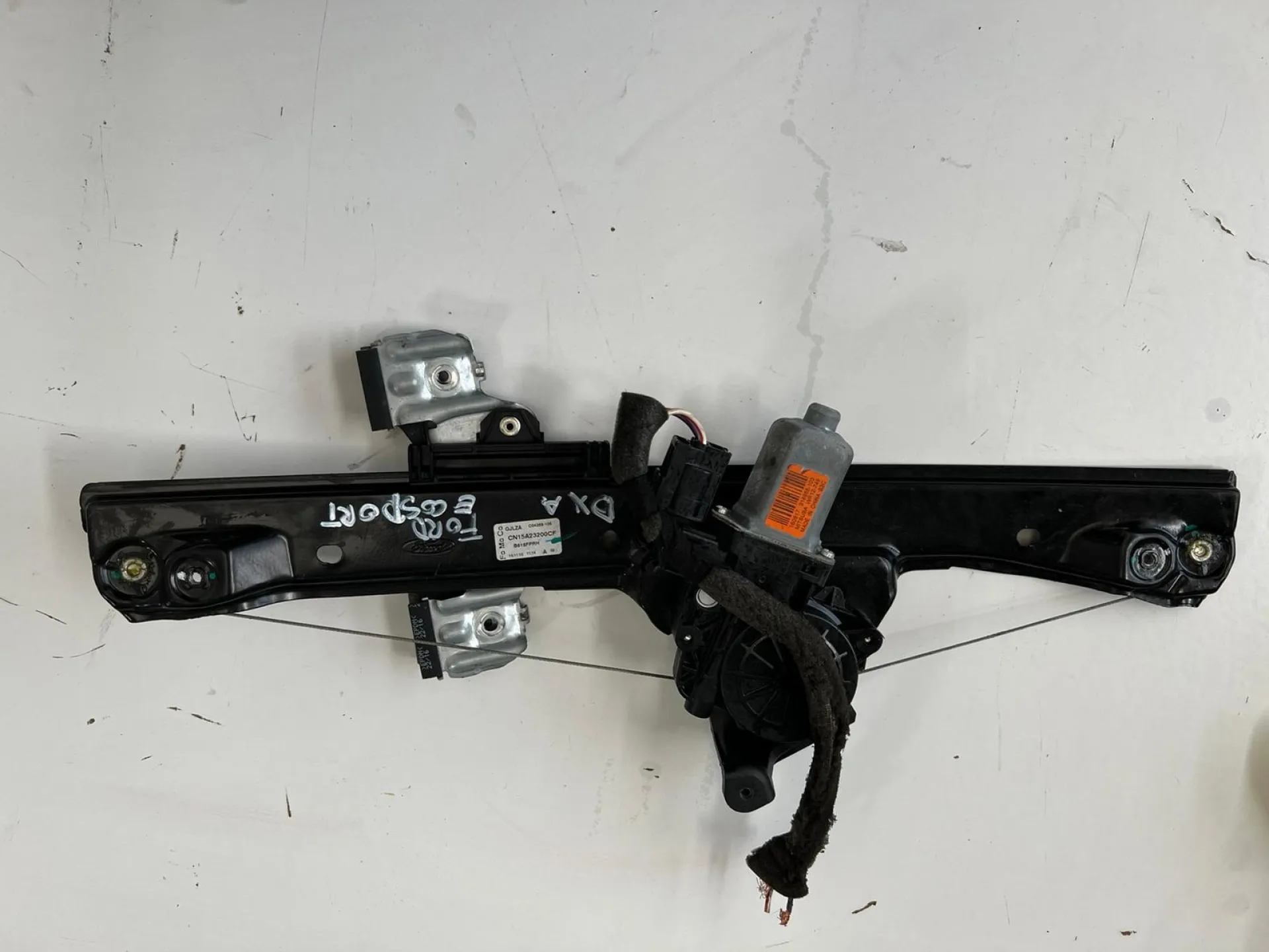 Motorino alzavetro anteriore destro Ford Ecosport 1.5 D del 2016 CODICE RICAMBIO : CN15A23200CF
