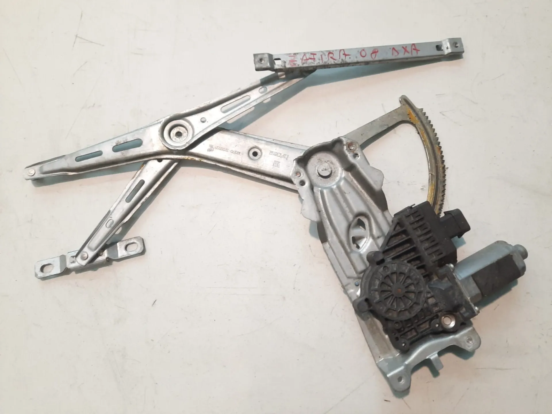 Motorino alzavetro anteriore destro Opel Zafira 1.9 D del 2008