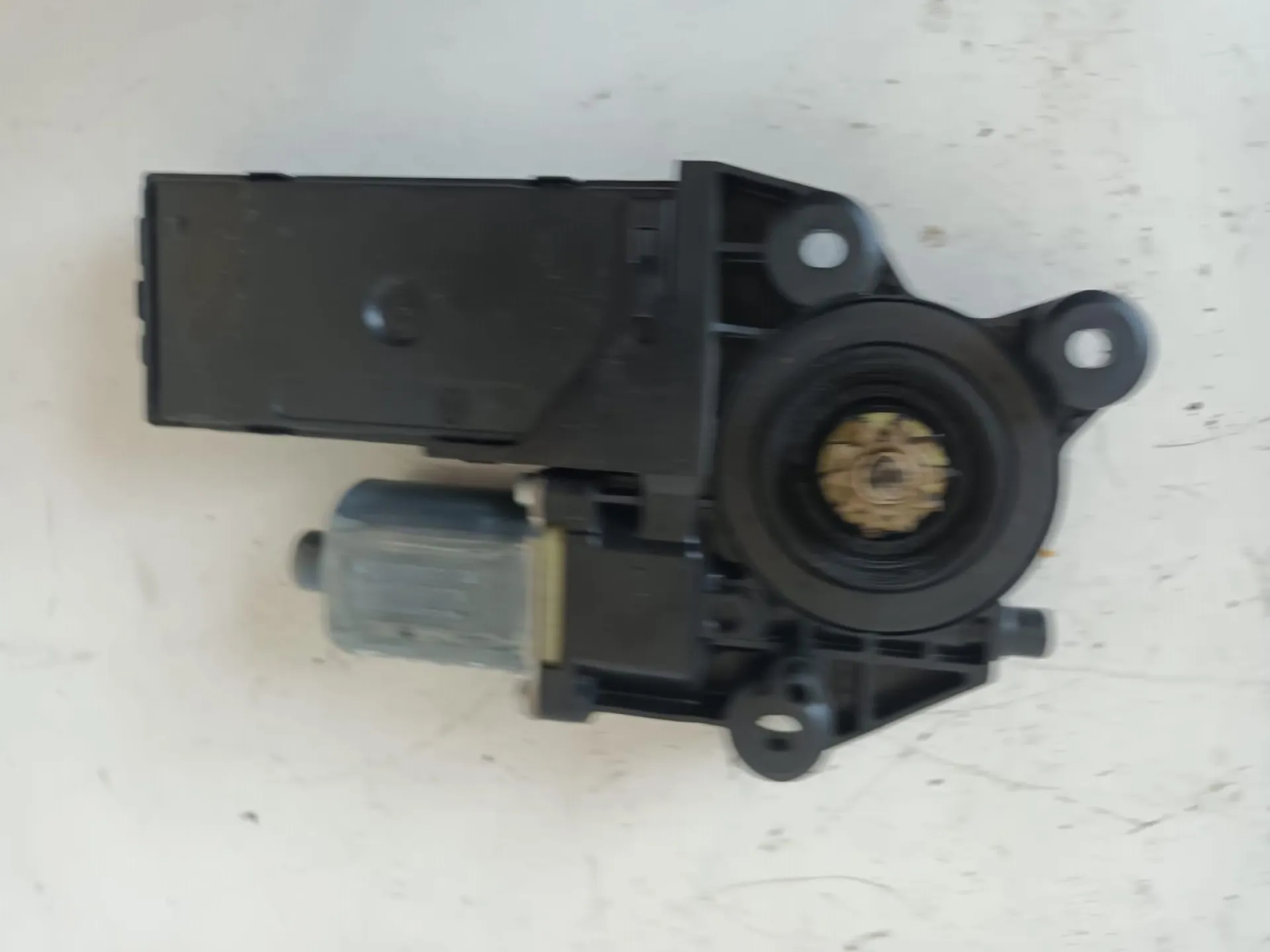 MOTORINO ALZAVETRO ANTERIORE SINISTRO con codice 80731001 1R da RENAULT Scenic Serie (09>16) Diesel (2012)