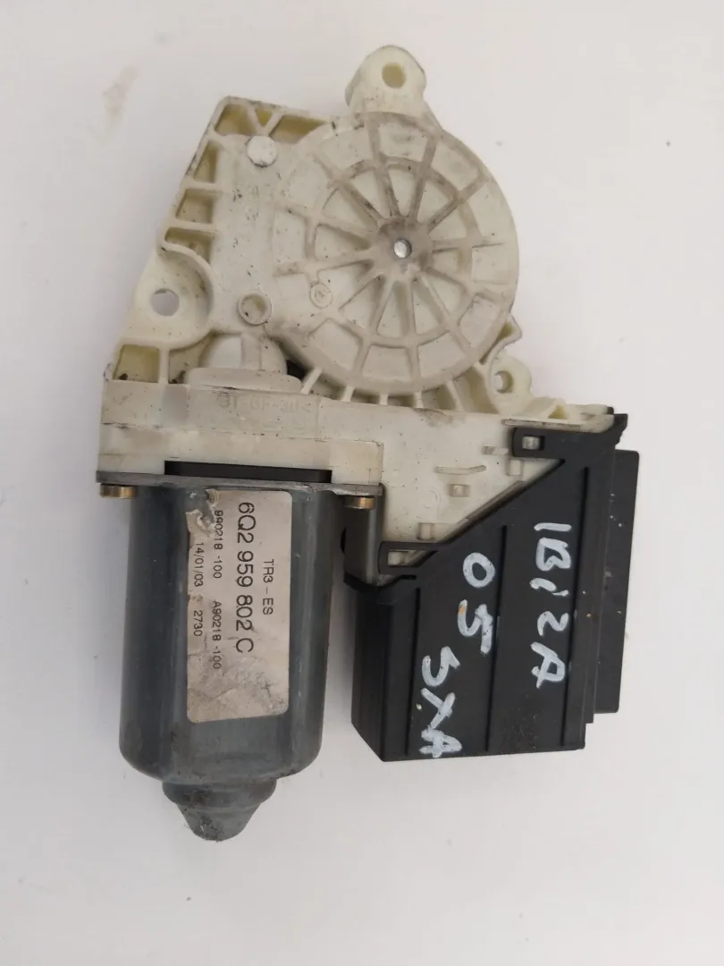 Motorino alzavetro anteriore sinistro Seat Ibiza del 2005 CODICE RICAMBIO : 6Q2959802C