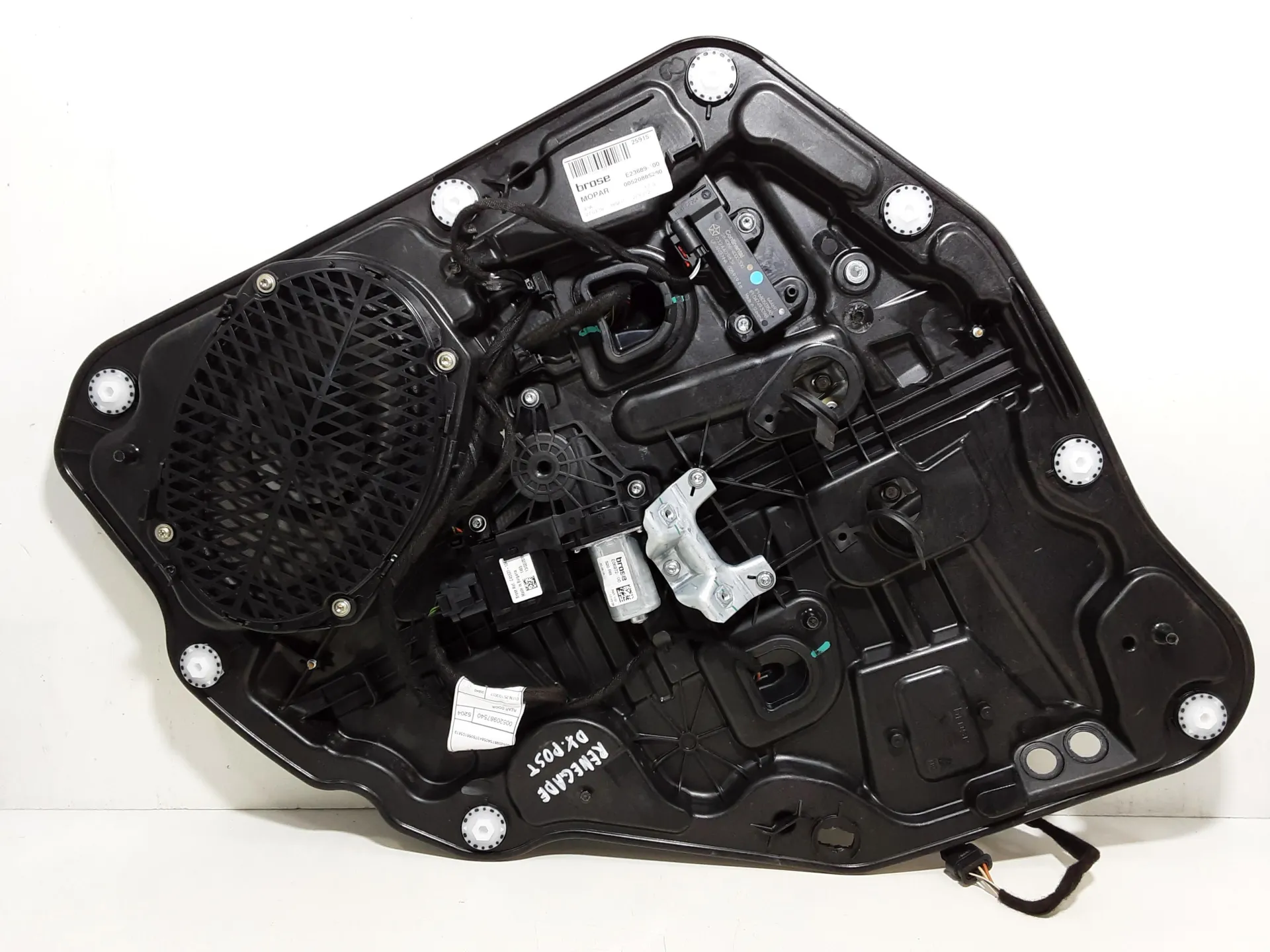 MOTORINO ALZAVETRO POSTERIORE DESTRA con codice 00520885260 da JEEP Renegade Serie (14>) Benzina 88 kW / 120 CV con codice motore 55282151/552 82 151 (2019)